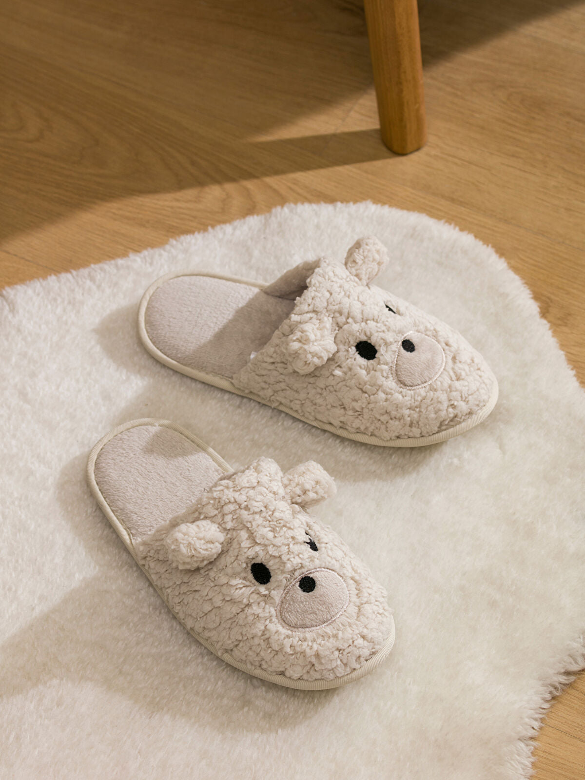 3D Applique Fleece Women's House Slippers