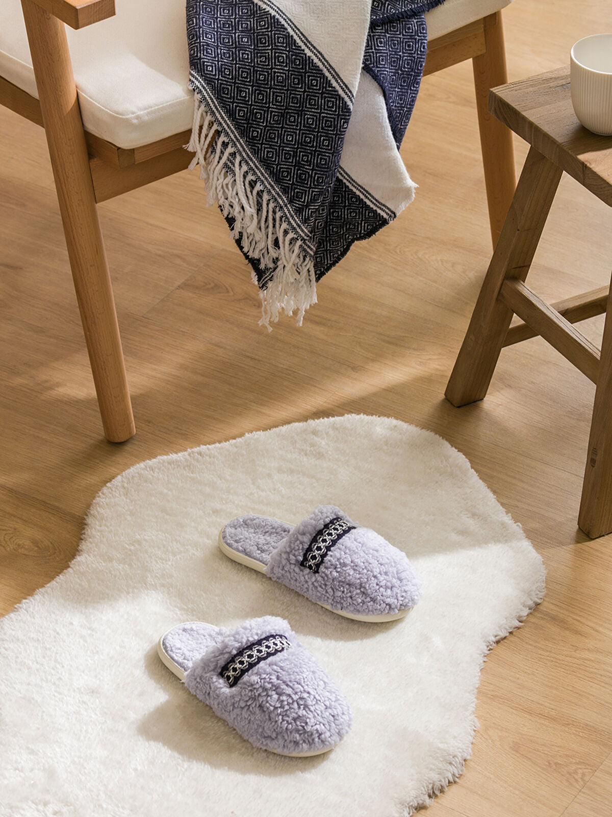 Embellished Women's House Slipper