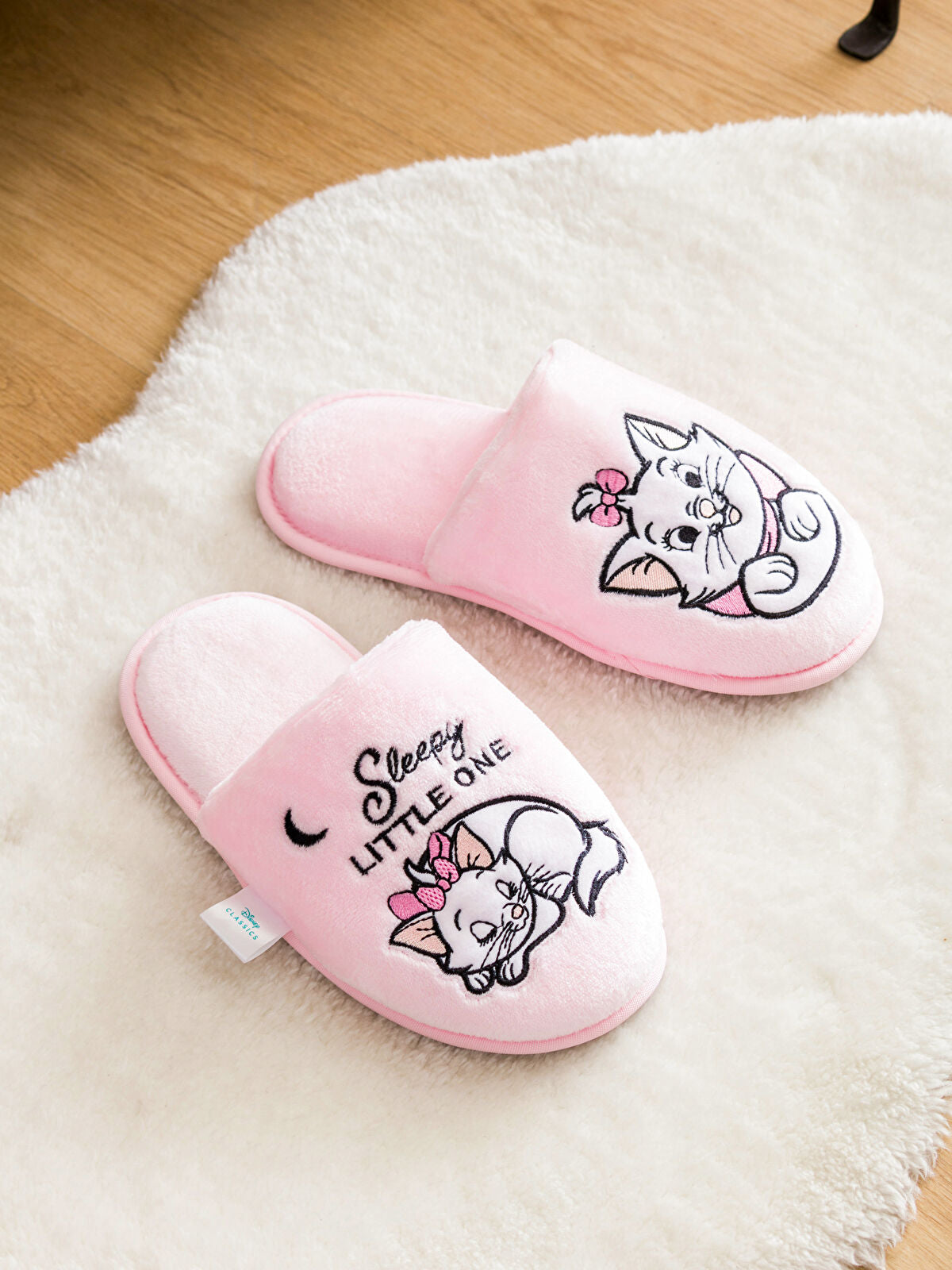 Embellished Women's House Slipper