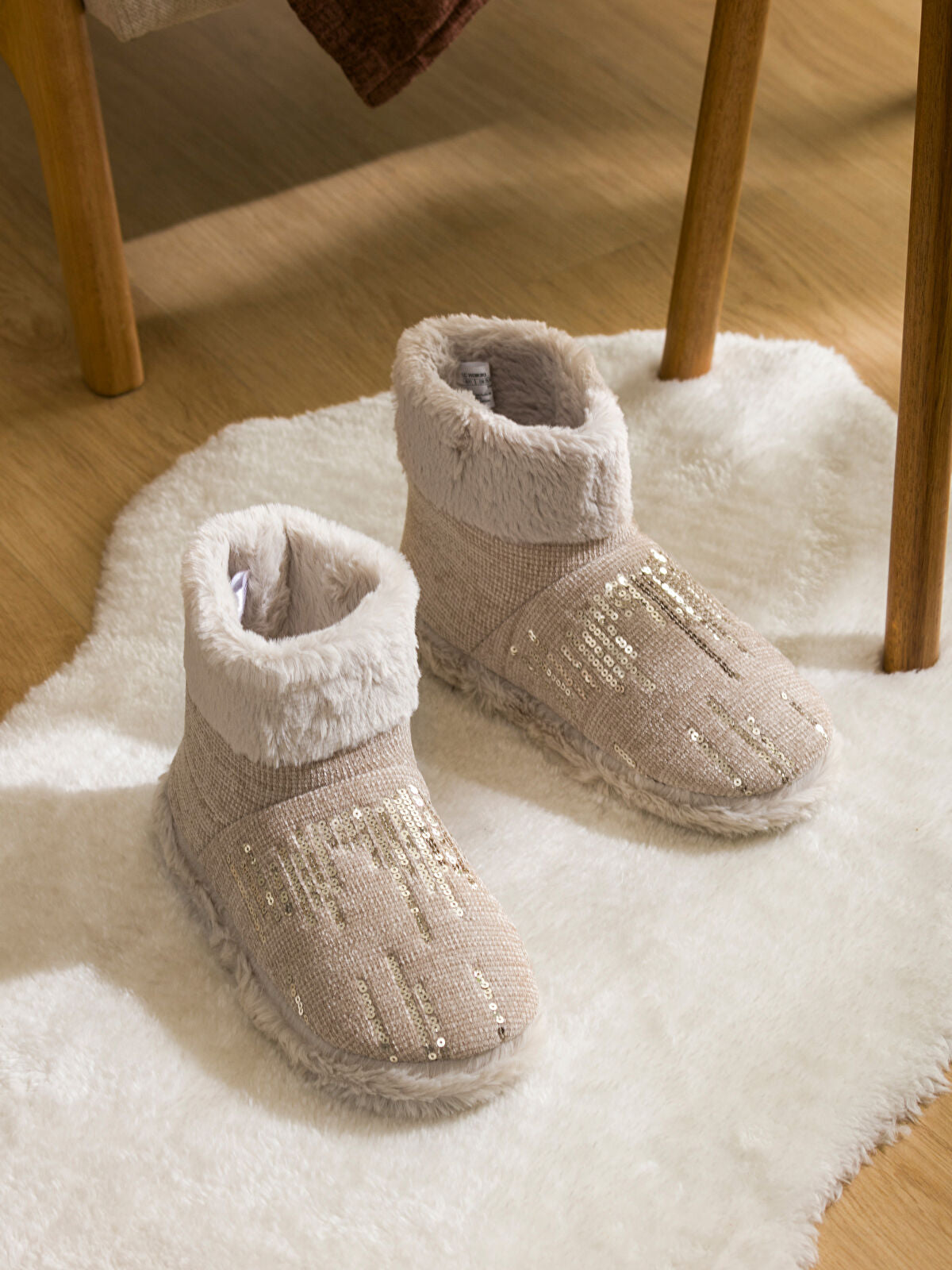 Woolen Women's Home Shoe
