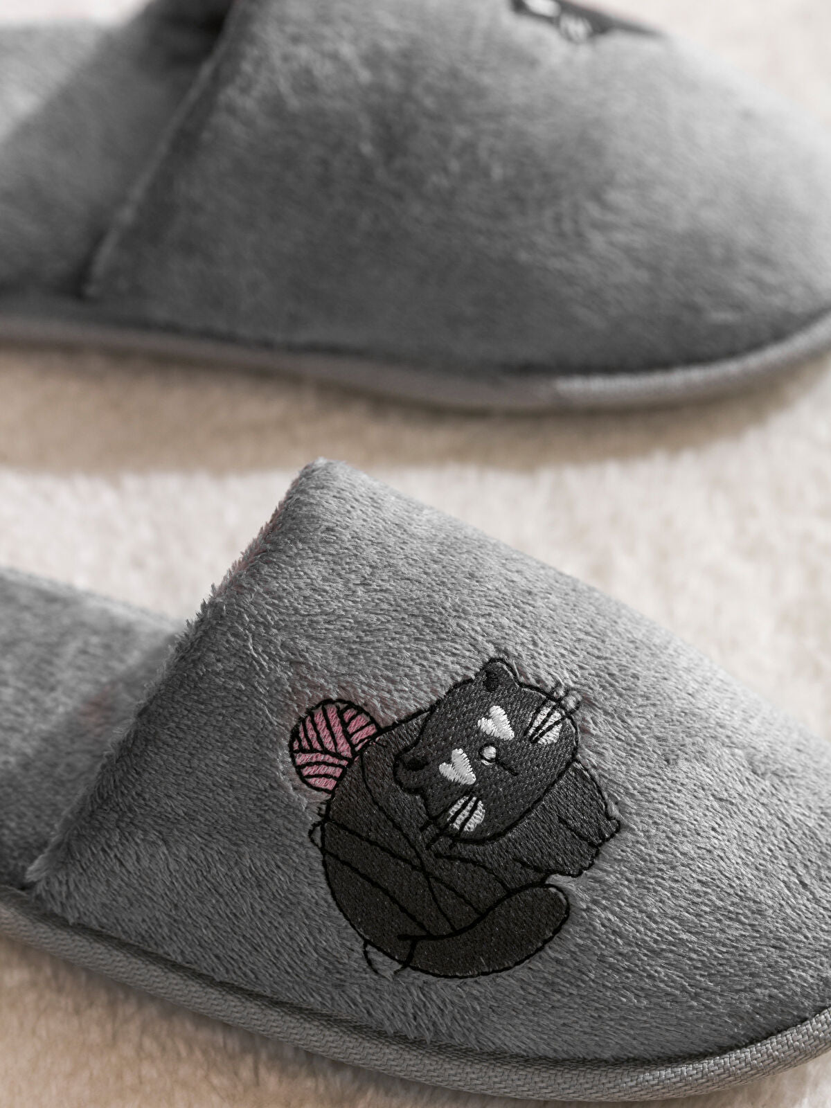 Cat Scratch Women's Home Slipper