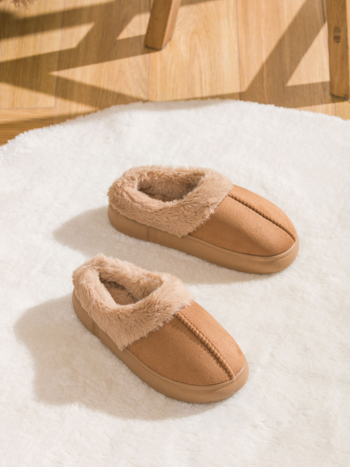 Smooth Appearance Women's Home Slippers