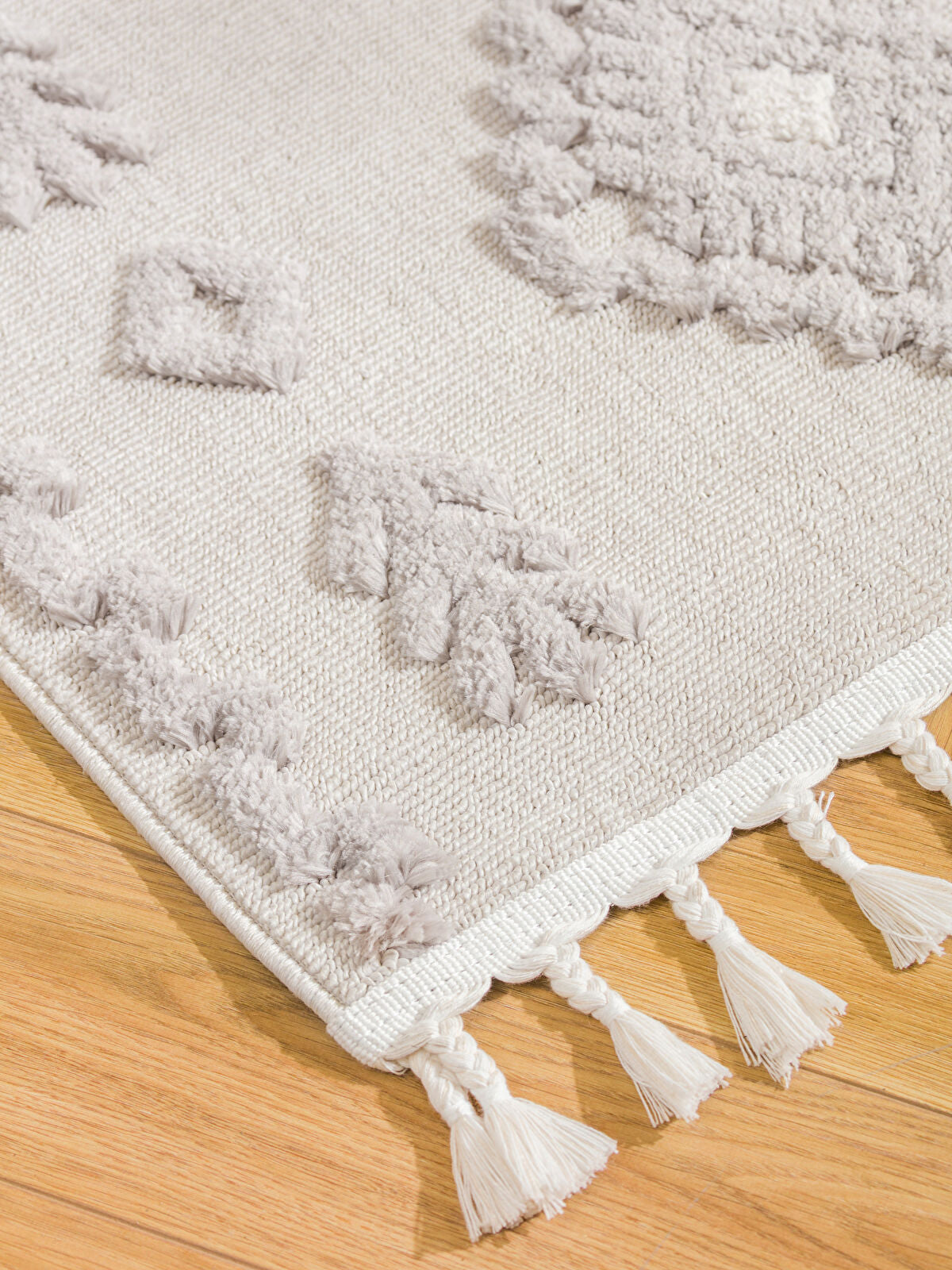 Embroidery Tassel Rug 80x150 cm