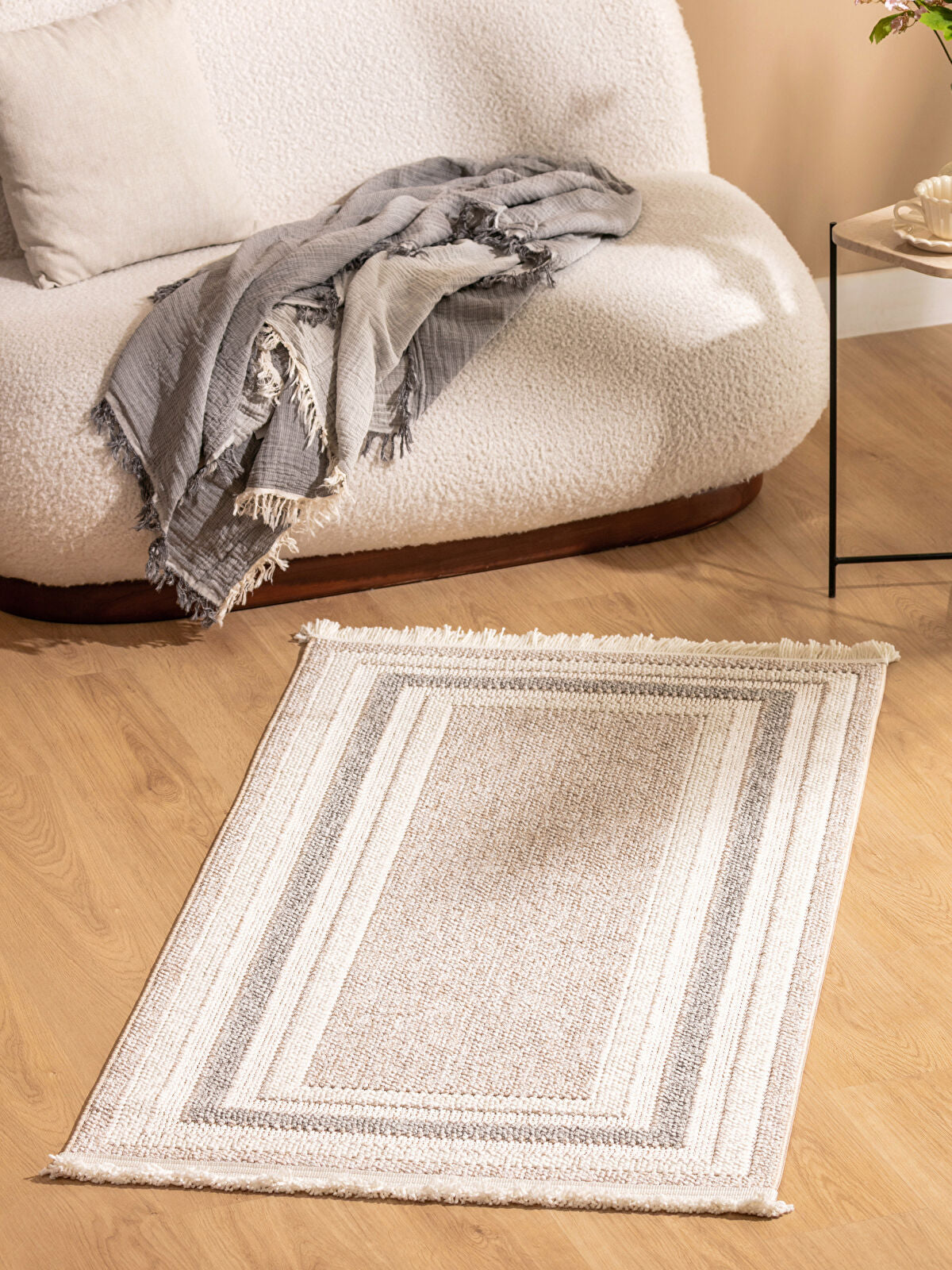 Patterned Tufted Rug 80x150 cm