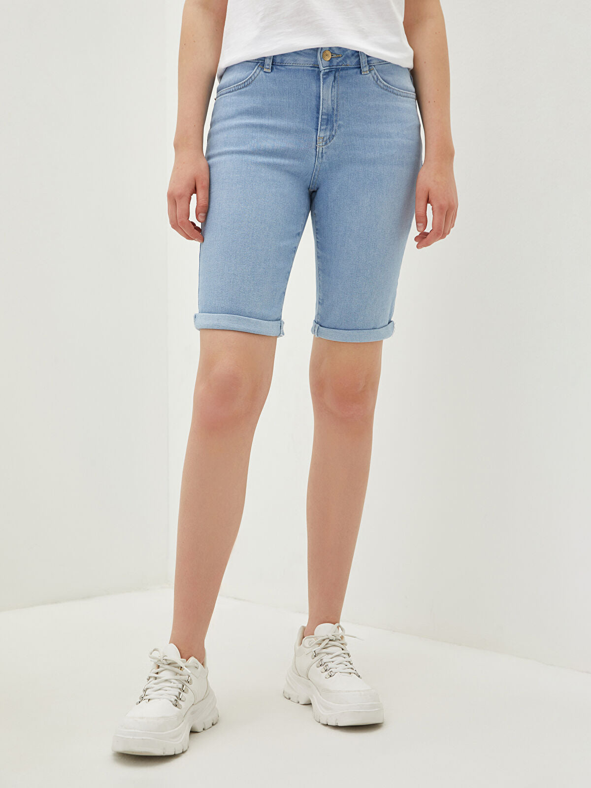 Women's Waist Detailed Rodeo Jeans Short