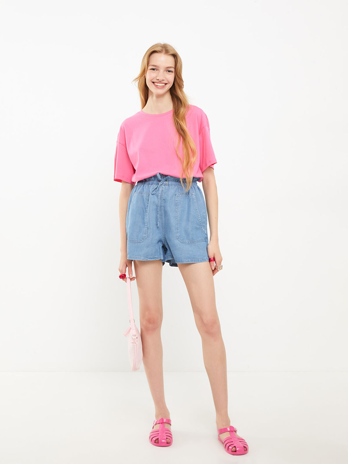High Waist Standard Fit Straight Pocket Women's Denim Shorts