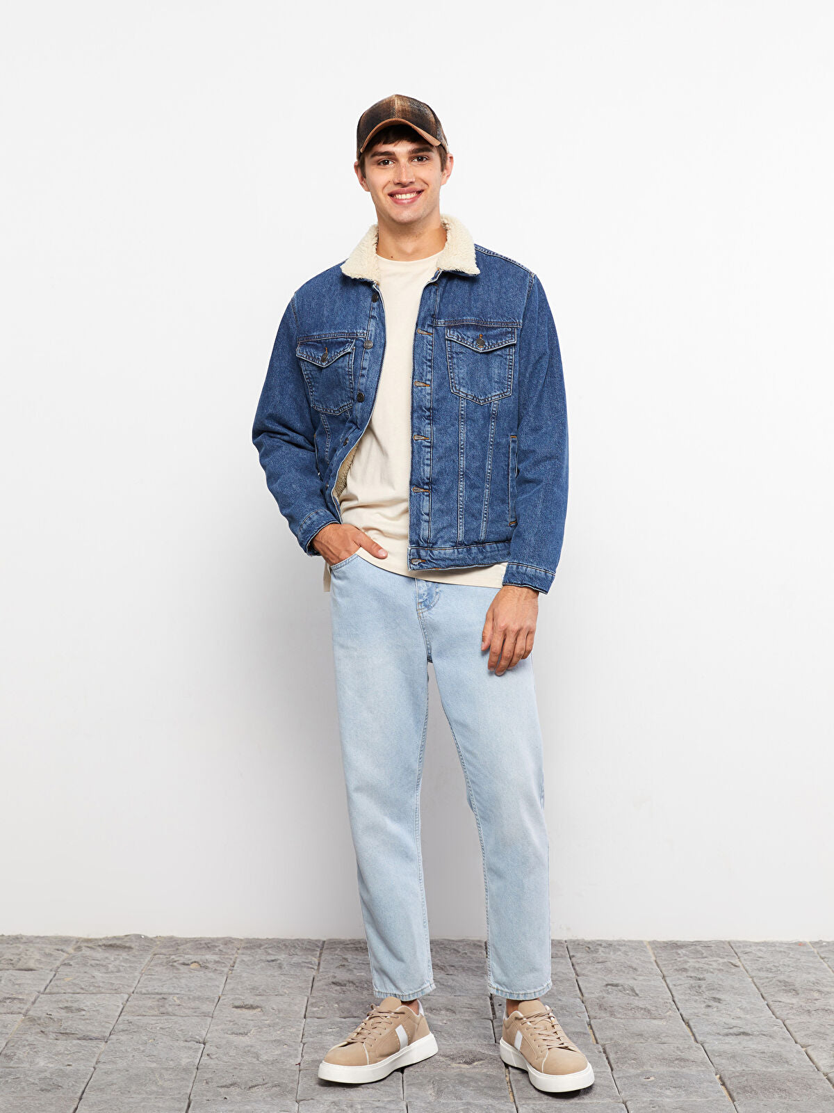 Standard Pattern Shirt Collar Men's Jean Jacket