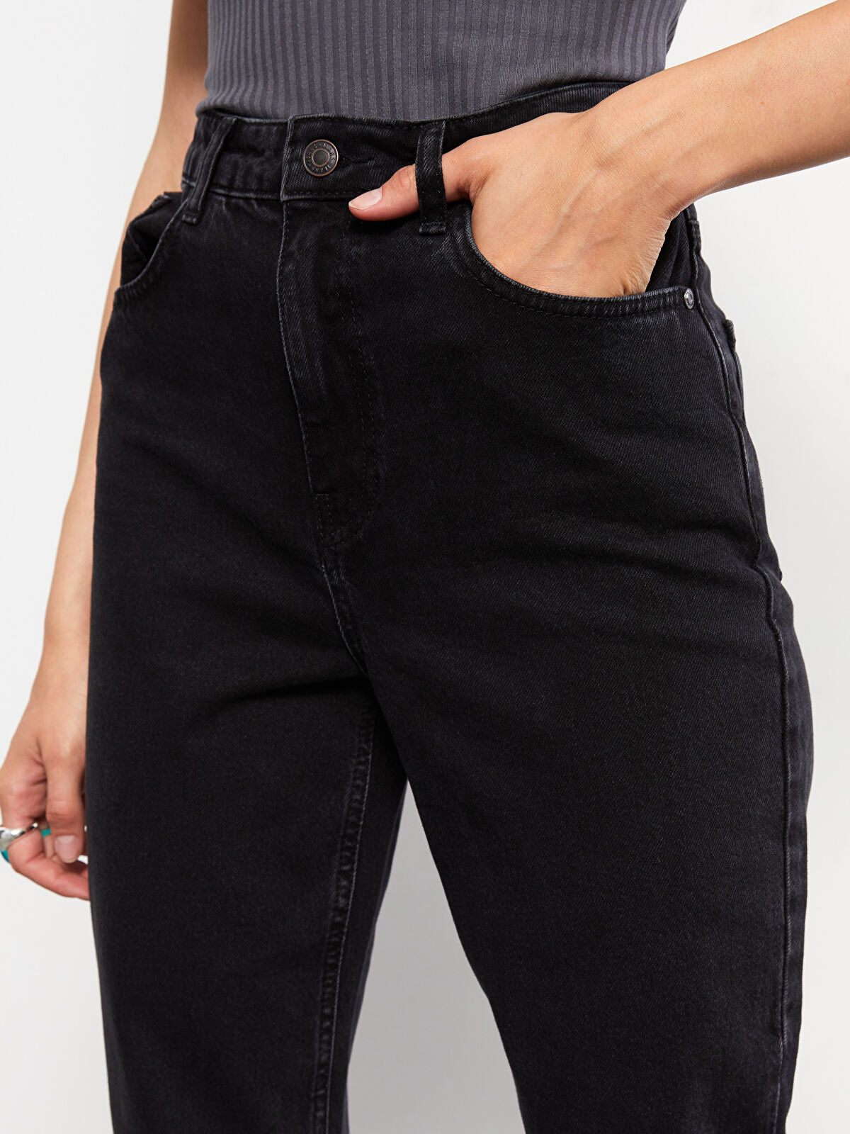High Waist Mom Fit Straight Pocket Women's Jean Pants