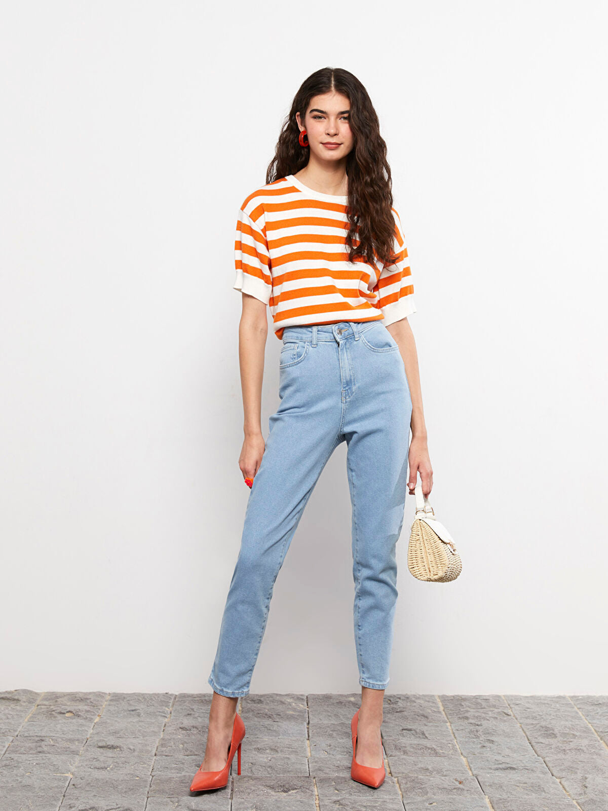 Women's Slim Fit Straight Jeans Pants