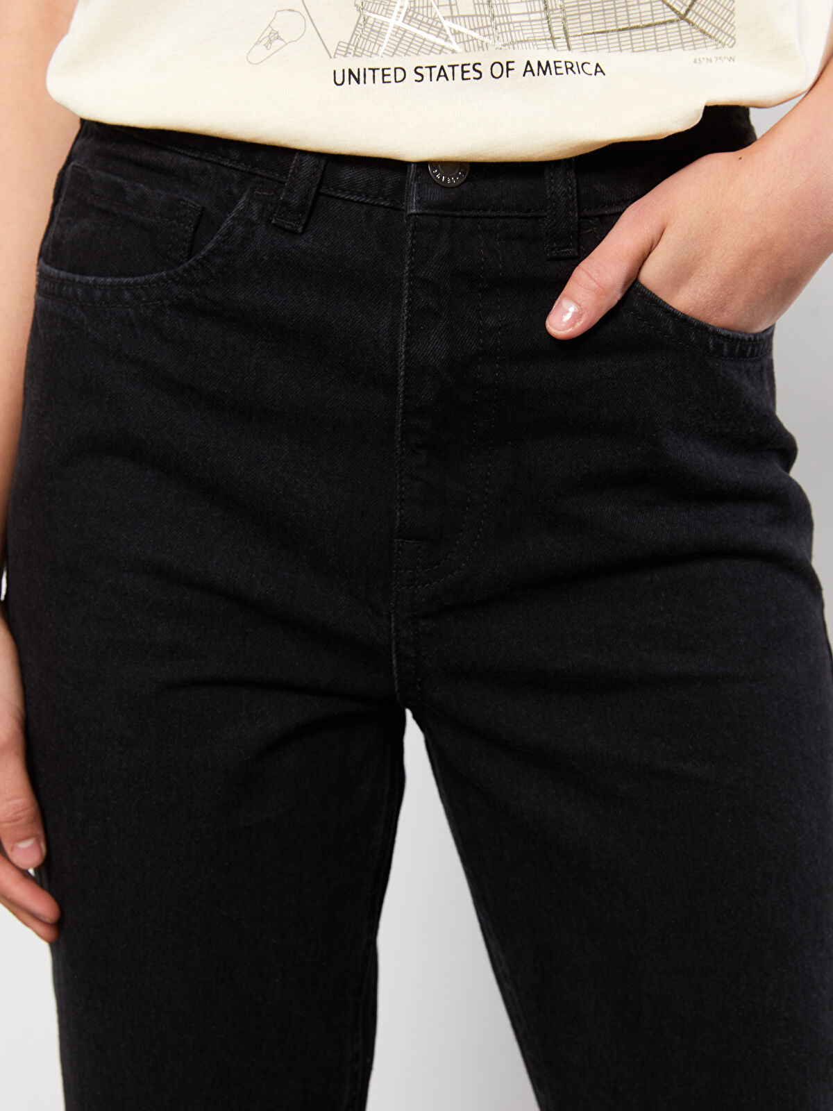 High Waist Mom Fit Straight Pocket Women Rodeo Jean Pants