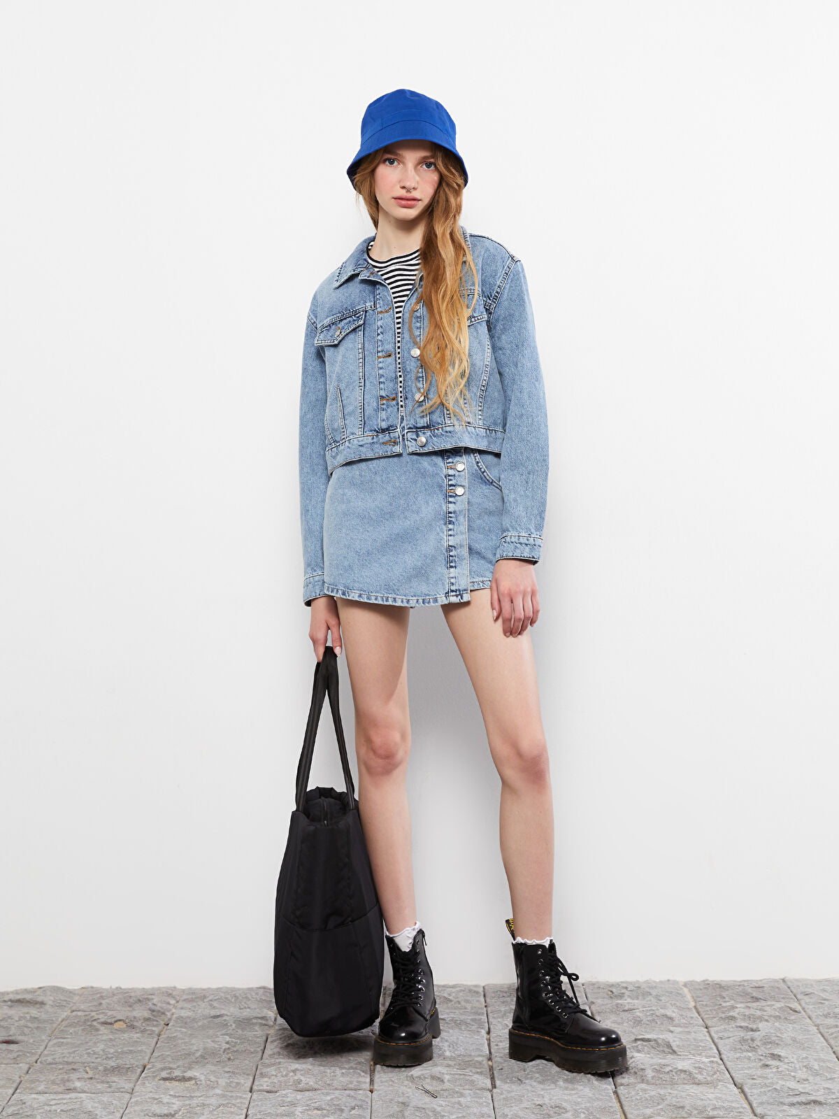 Women's Long-Sleeve Straight Collar Rodeo Jean Jacket