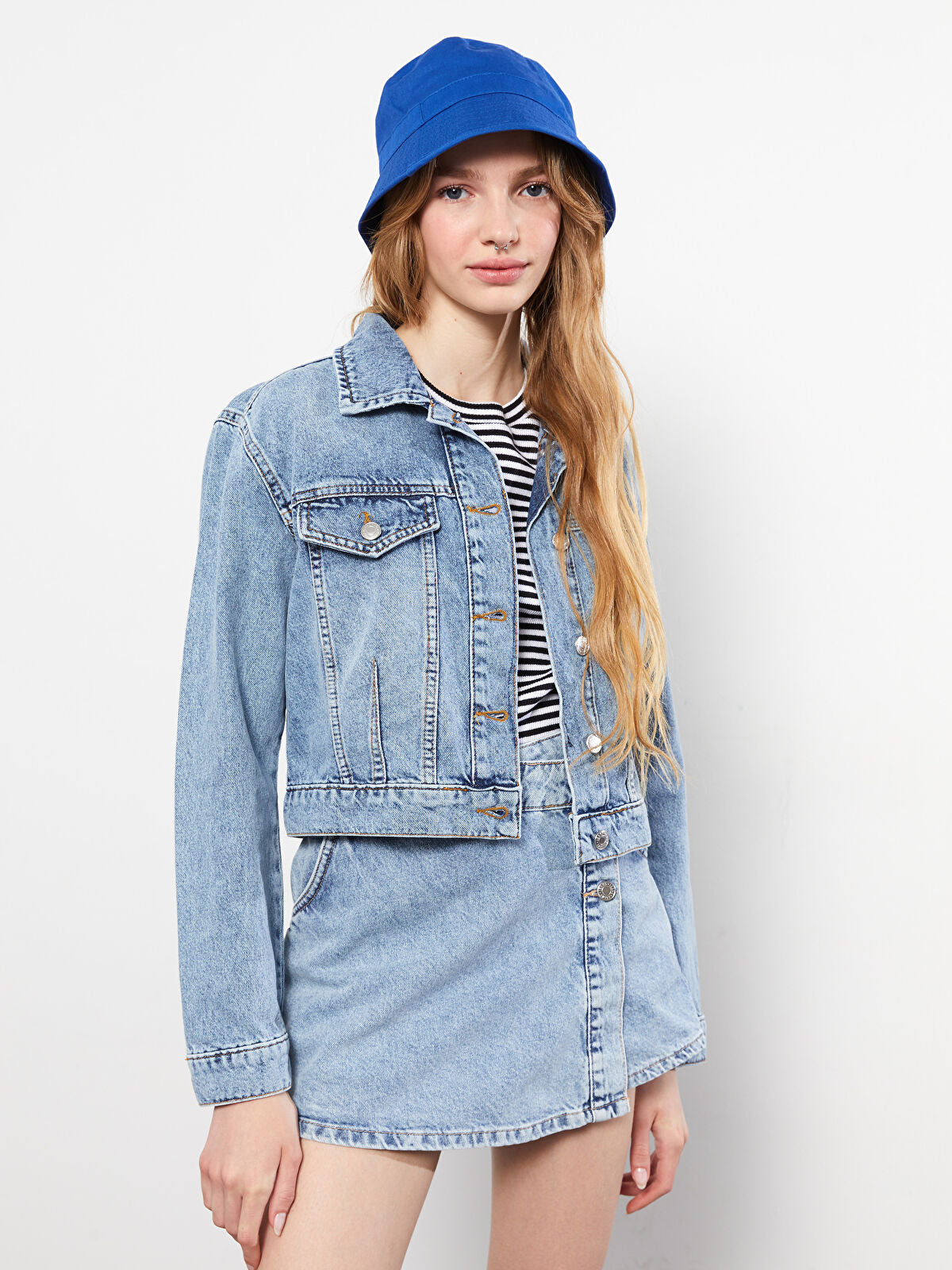 Women's Long-Sleeve Straight Collar Rodeo Jean Jacket