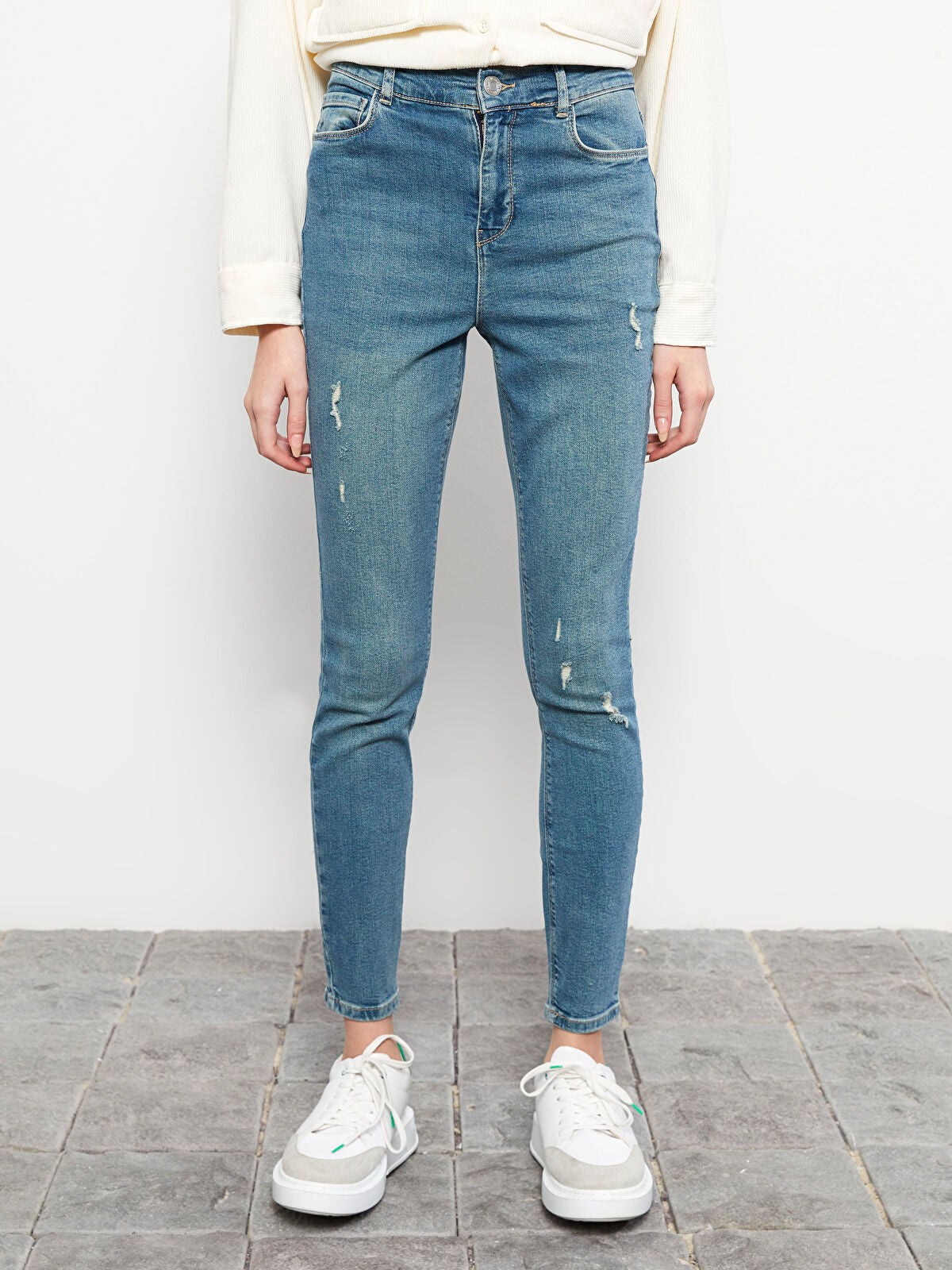 Women's Mercury Skinny Fit Straight Jeans Pants