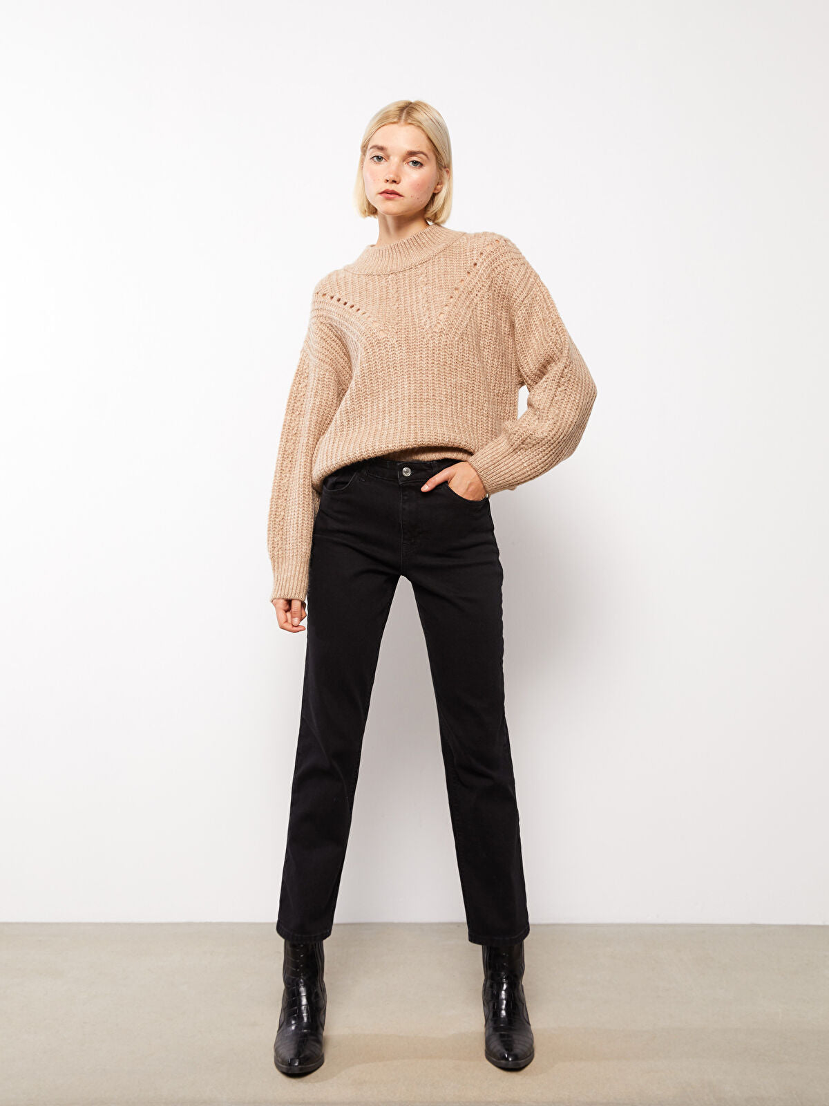 High Waist Straight Fit Women's Jeans Pants