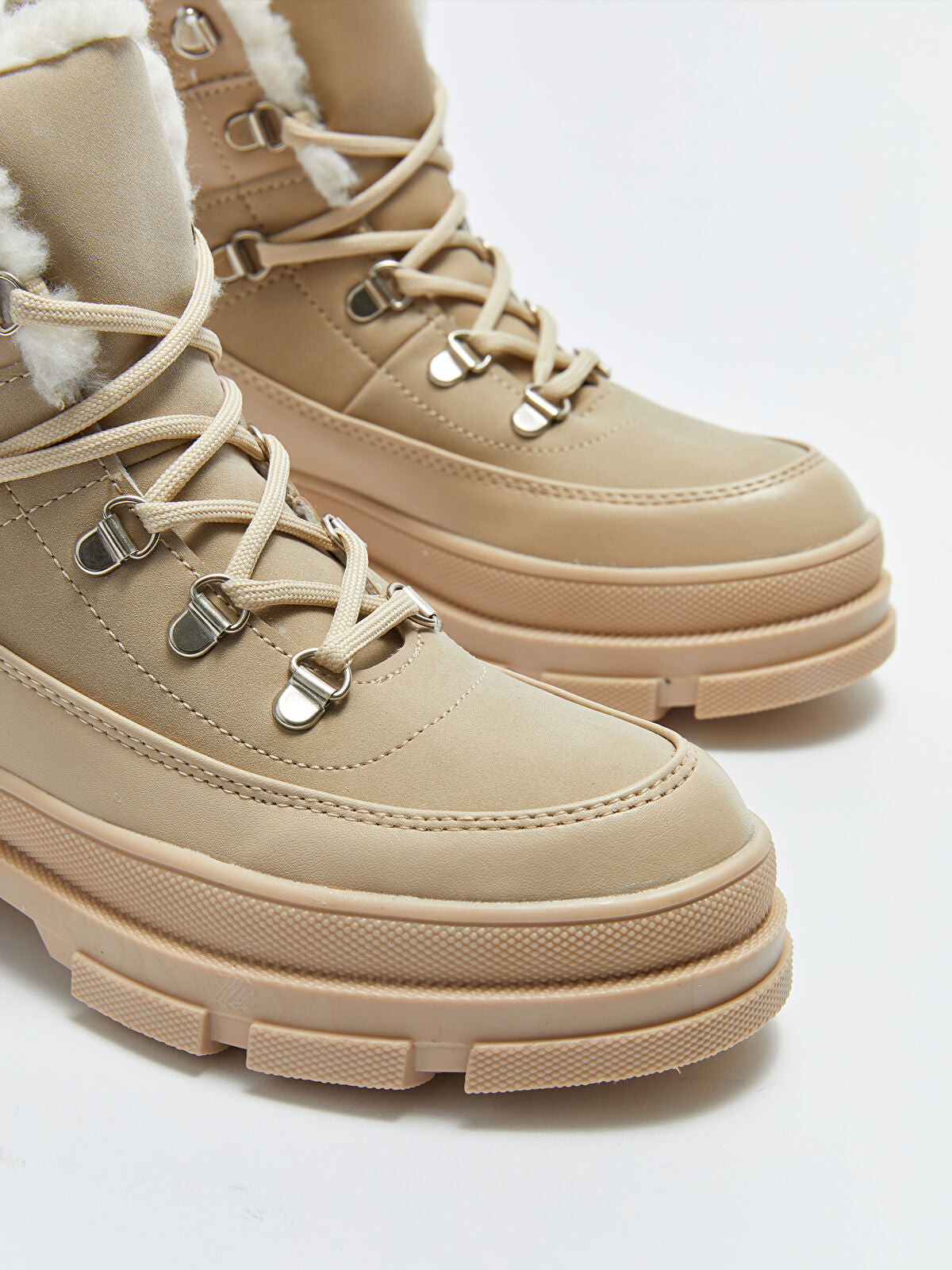 Fur-Lined Women's Snow Boot