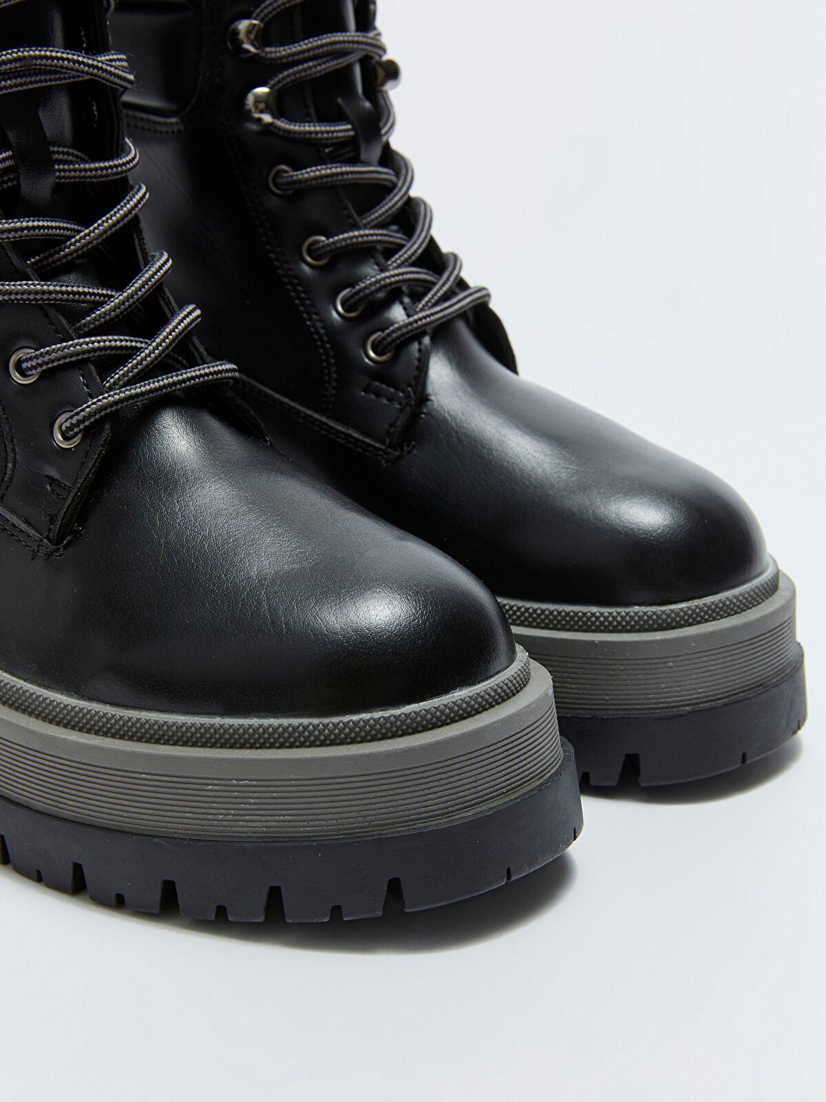 Fur-Lined Women's Snow Boot