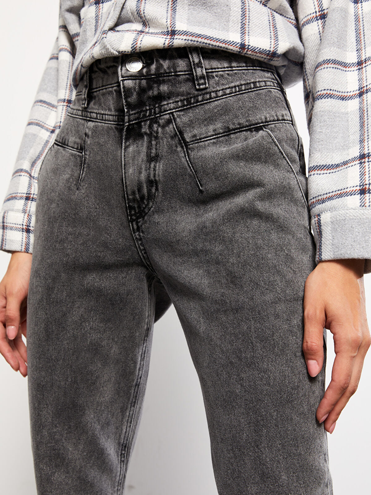 Women High Waist Mom Fit Straight Jeans Pants