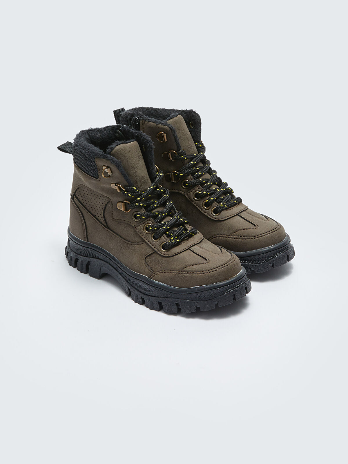Buckle and Strap Adjustable Teenage Boy Shoe