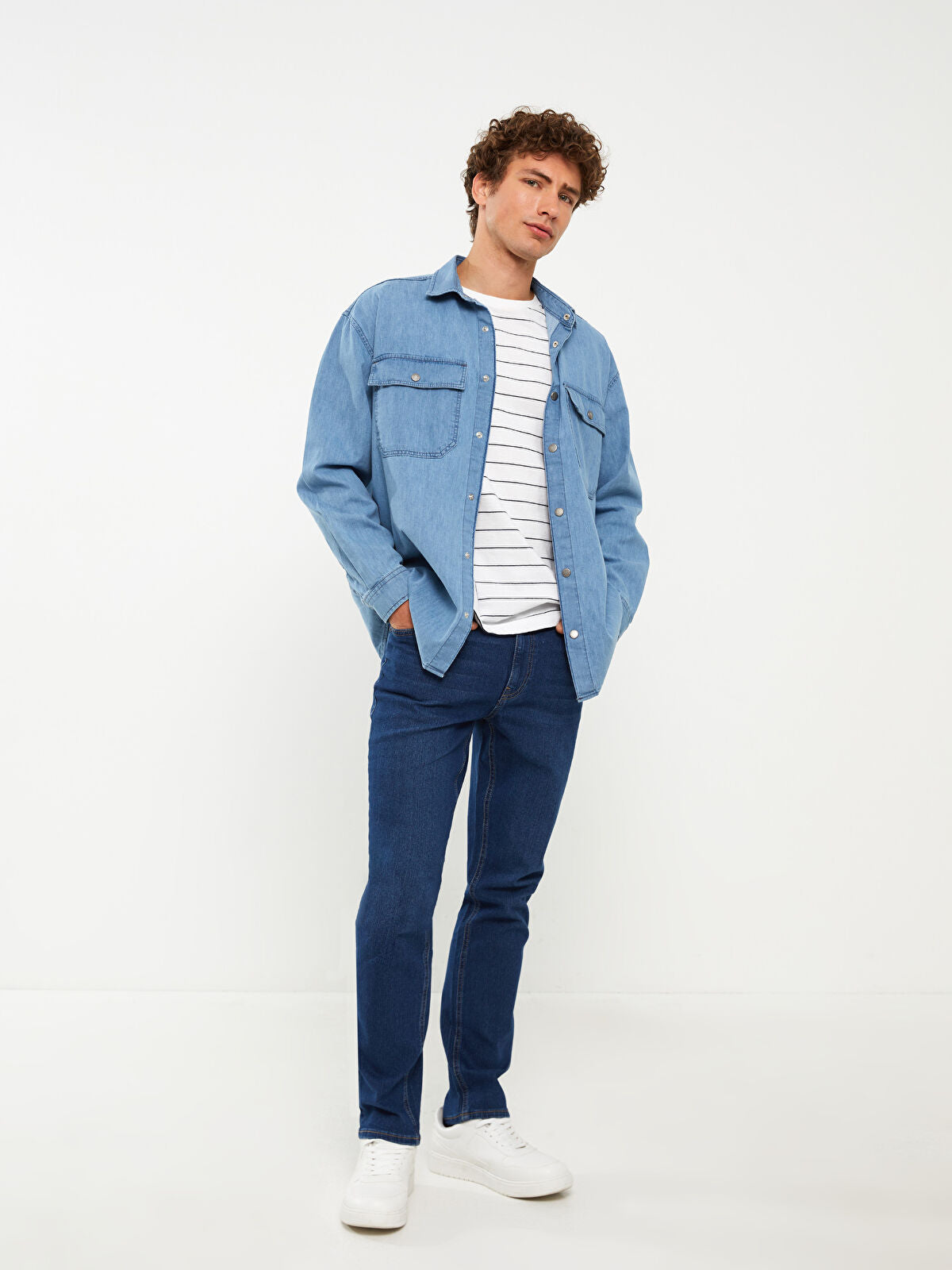 750 Slim Fit Men's Woven Jean Pantalon
