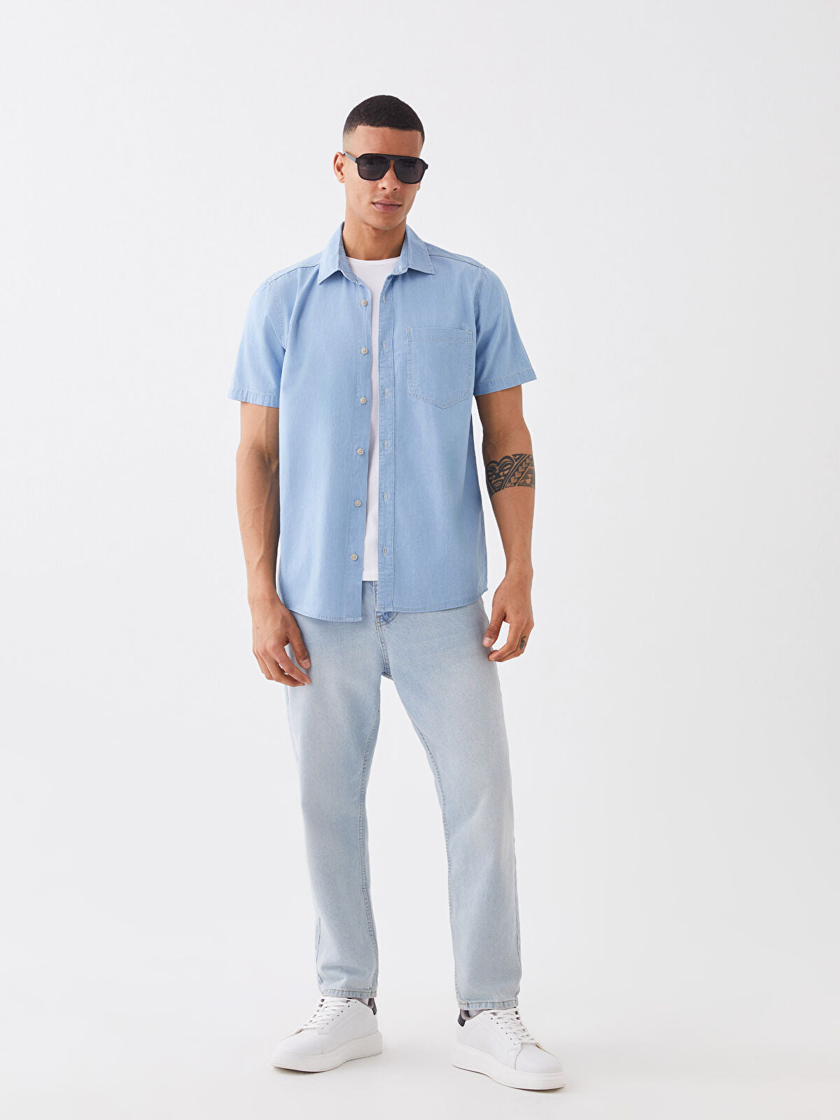 Regular Fit Short Sleeve Men's Denim Shirt