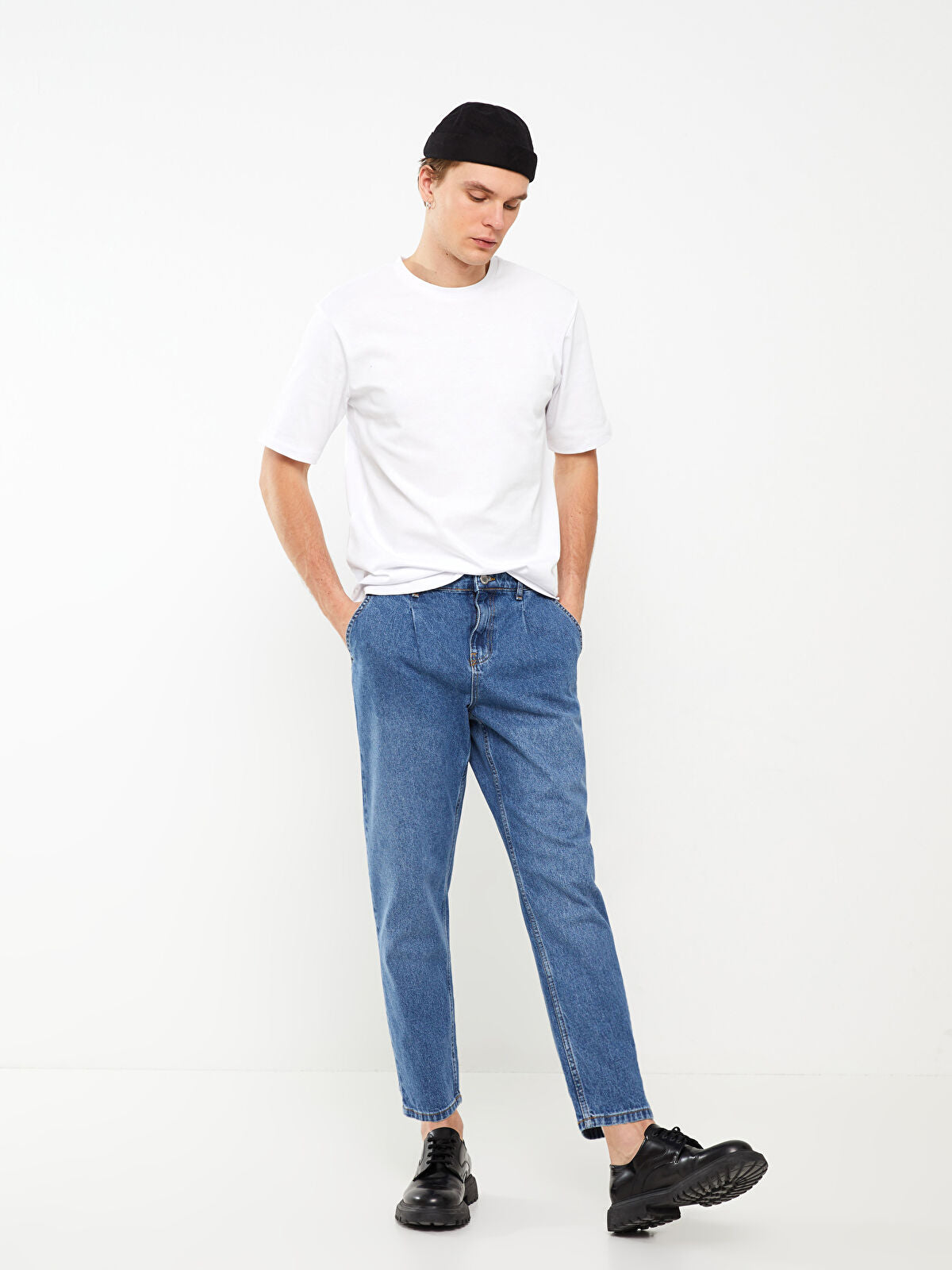 800 Balloon Fit Men Jeans Pants