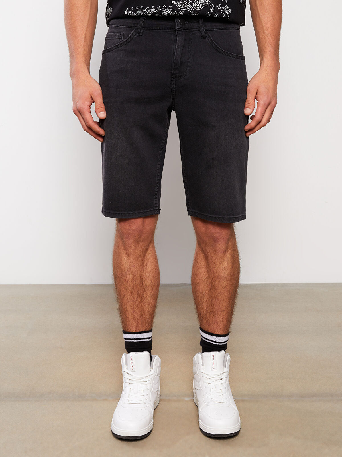 Standard Fit Men's Jeans Shorts