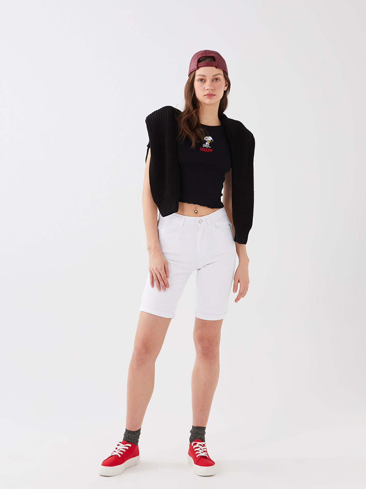 Normal Waist Bermuda Fit Women's Jeans Short