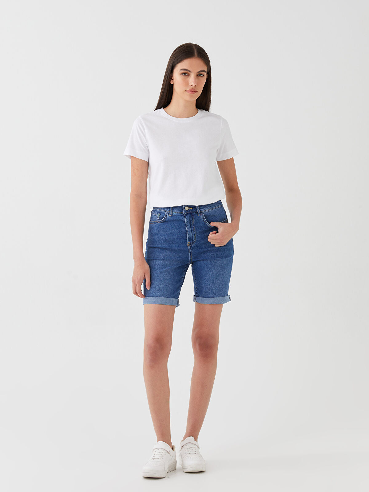 Normal Waist Bermuda Fit Women's Jeans Short