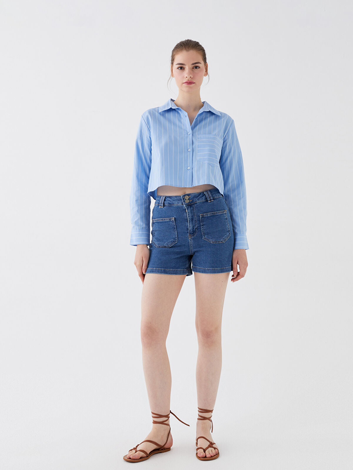 Standard Fit Women's Jeans Short