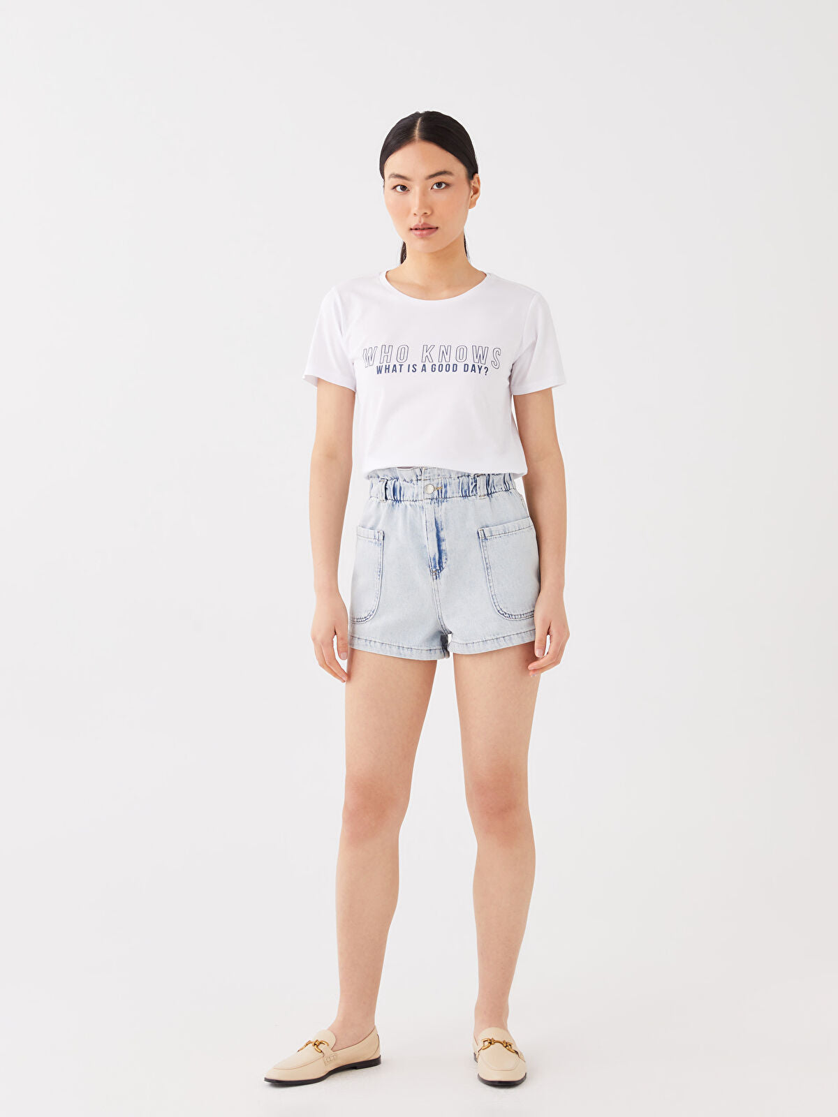 Elastic Waist Bermuda Fit Women’s Jean Shorts