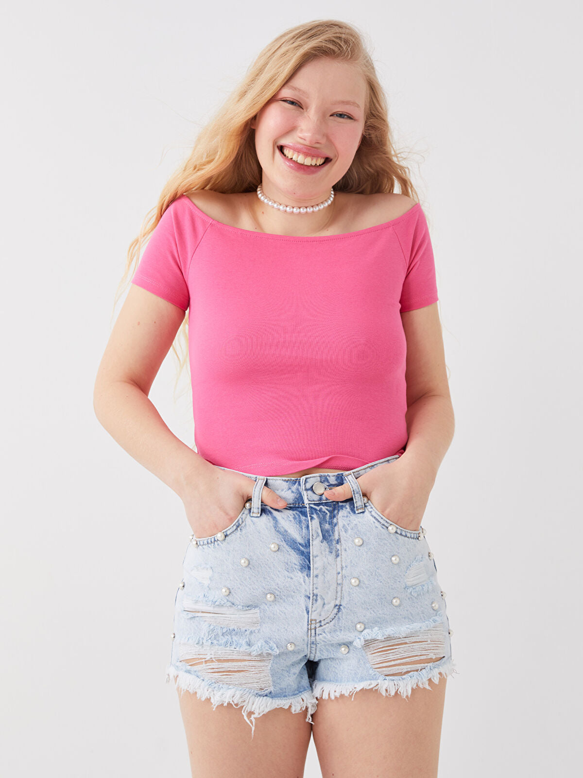 Standard Fit Ripped Detailed Women's Jeans Shorts