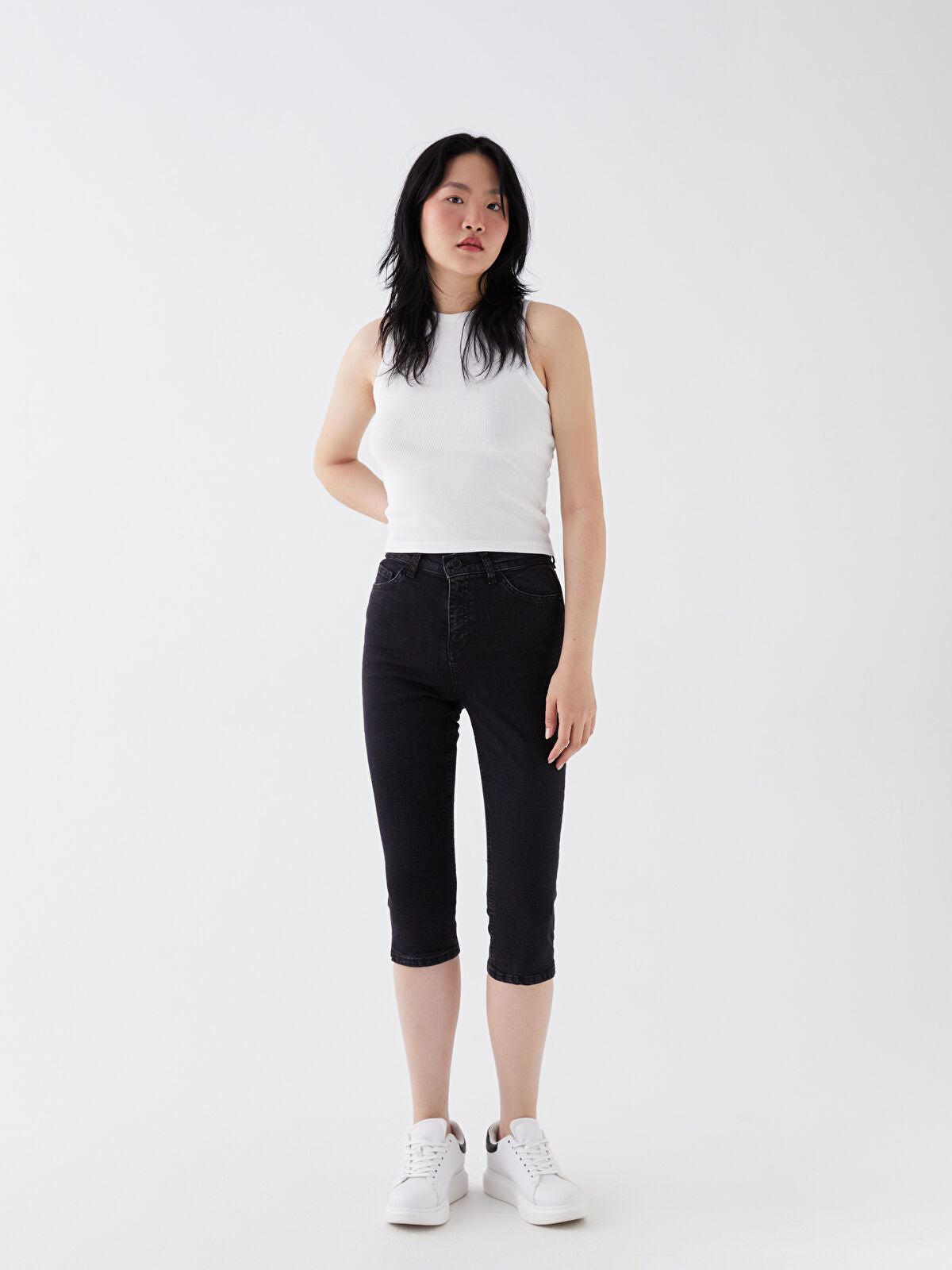 Regular Waist Slim Fit Women's Jeans Shorts