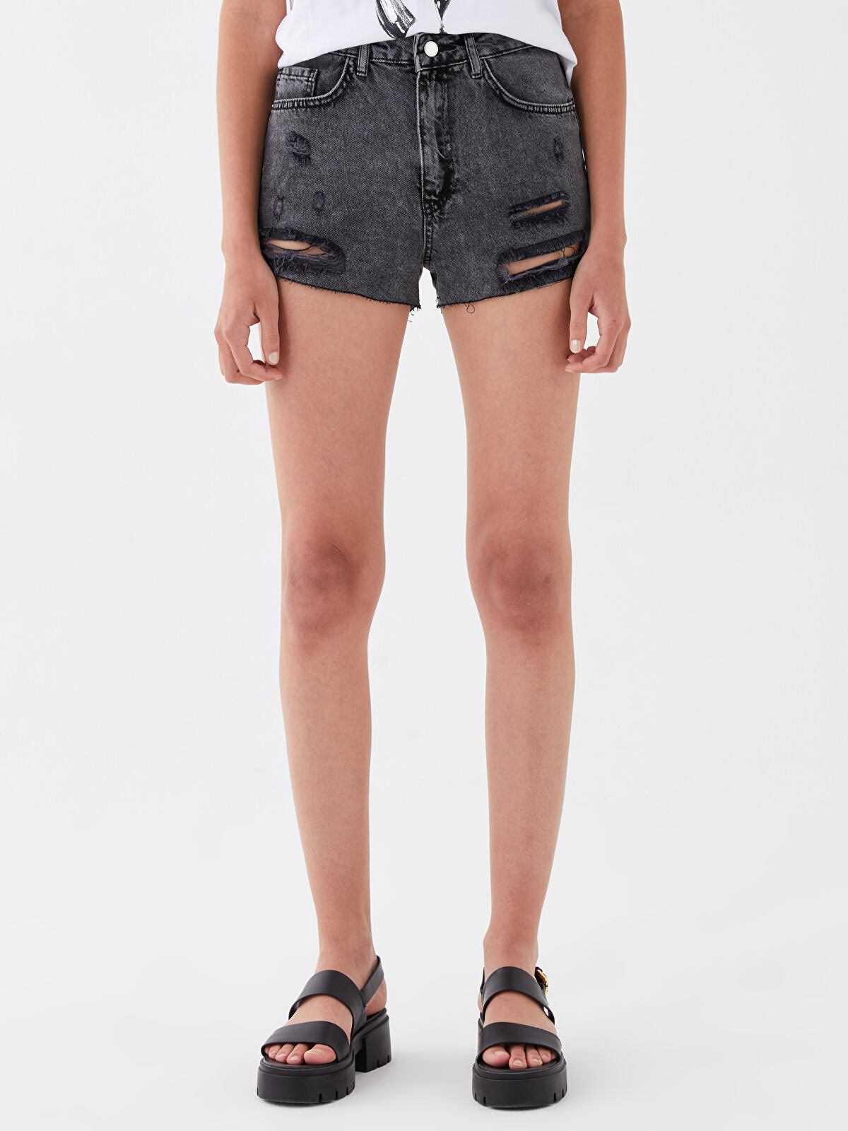 Standard Fit Straight Slit Detailed Women's Jean Short