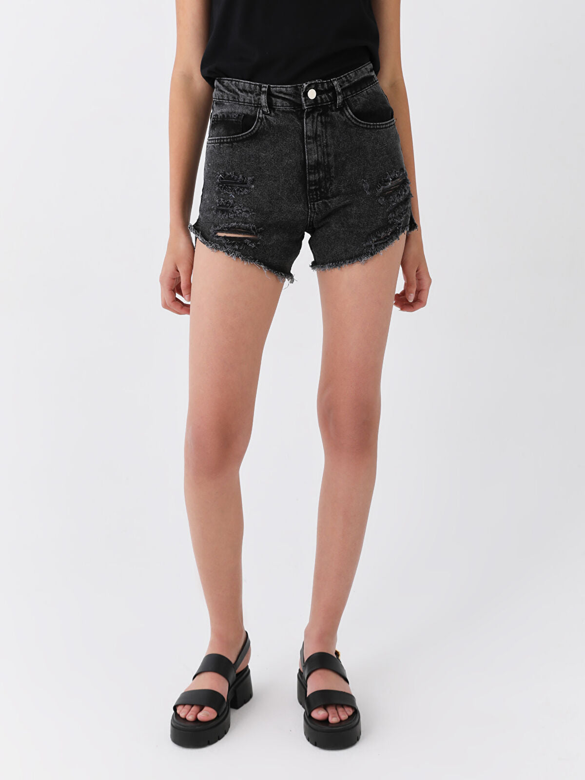 Standard Fit Ripped Detailed Women's Jeans Shorts
