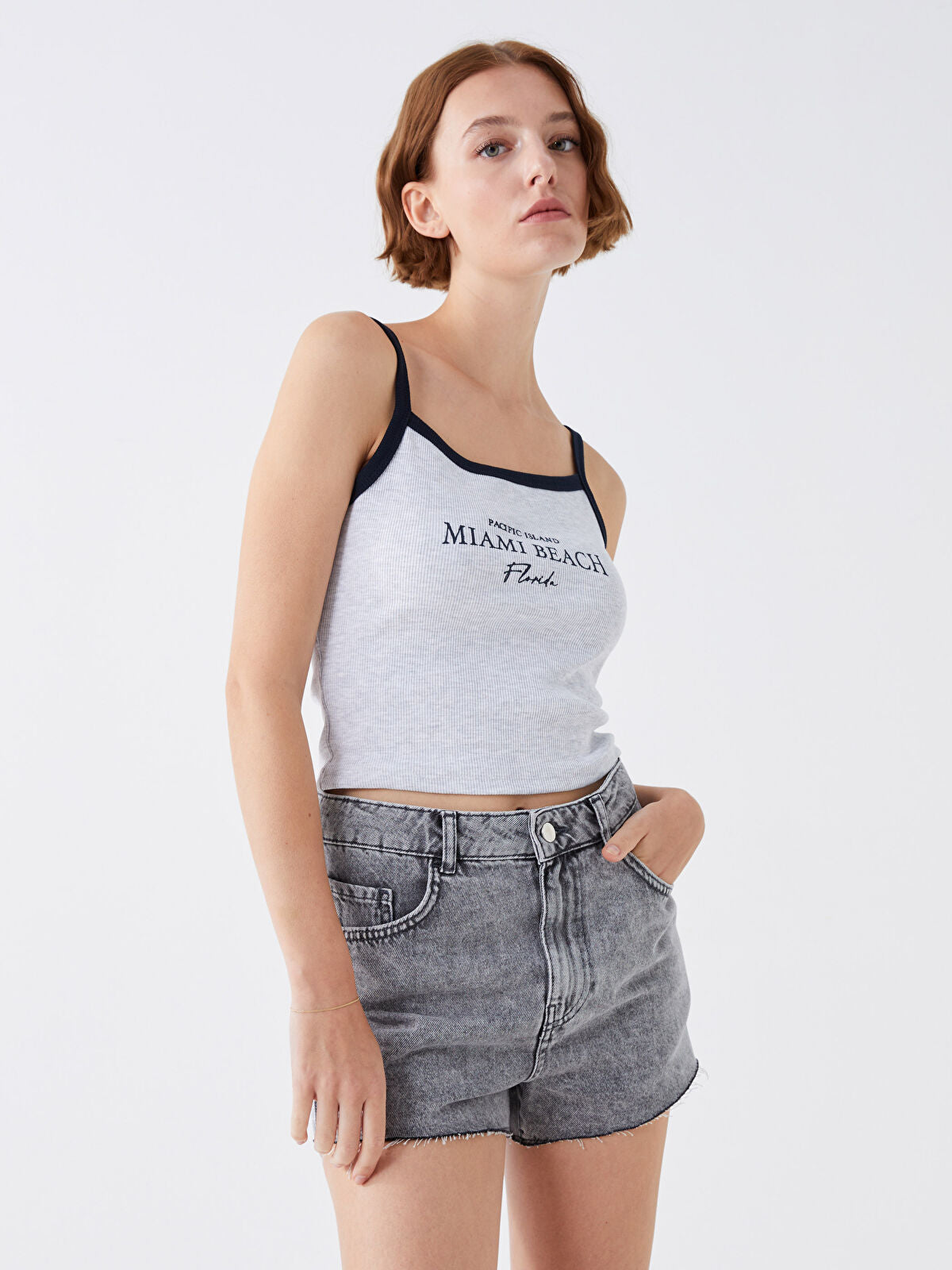 Women's Mom Fit Straight Jean Shorts