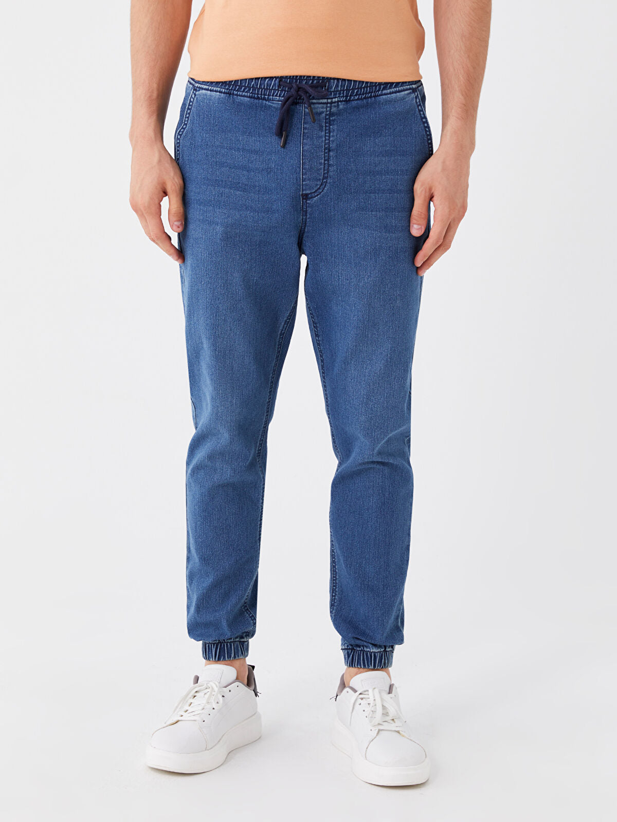 LCW Jeans Black 780 Jogger Men's Jean Pantalon Size with Special Offers, Installments and Cash on Delivery at LCW! Shop online now and have it delivered to your door! - W5BC35Z8-326
