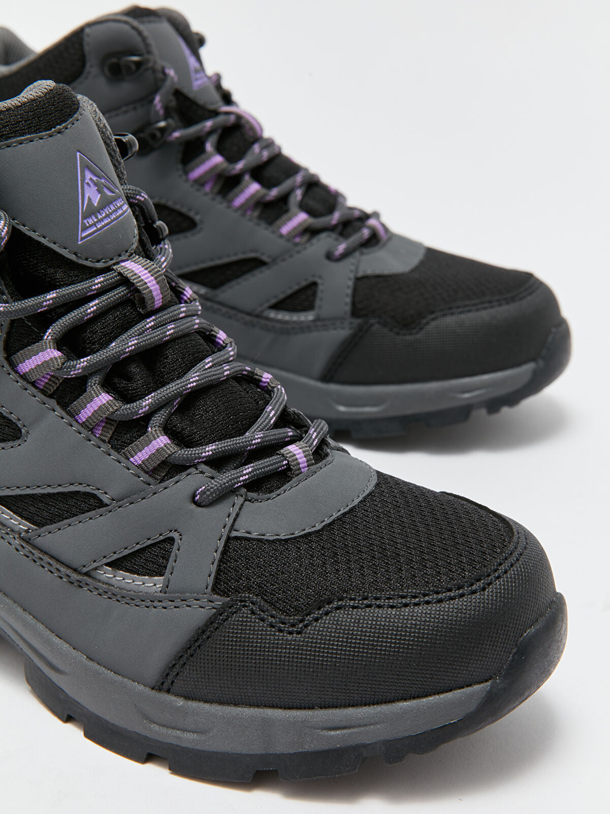 Waterproof Laced Women's Trekking Boot