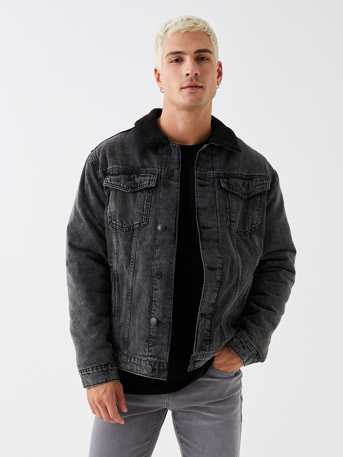 Comfortable Men's Jean Jacket