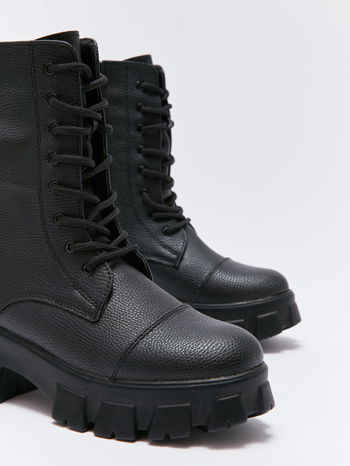 Fur-Lined Women's Snow Boot