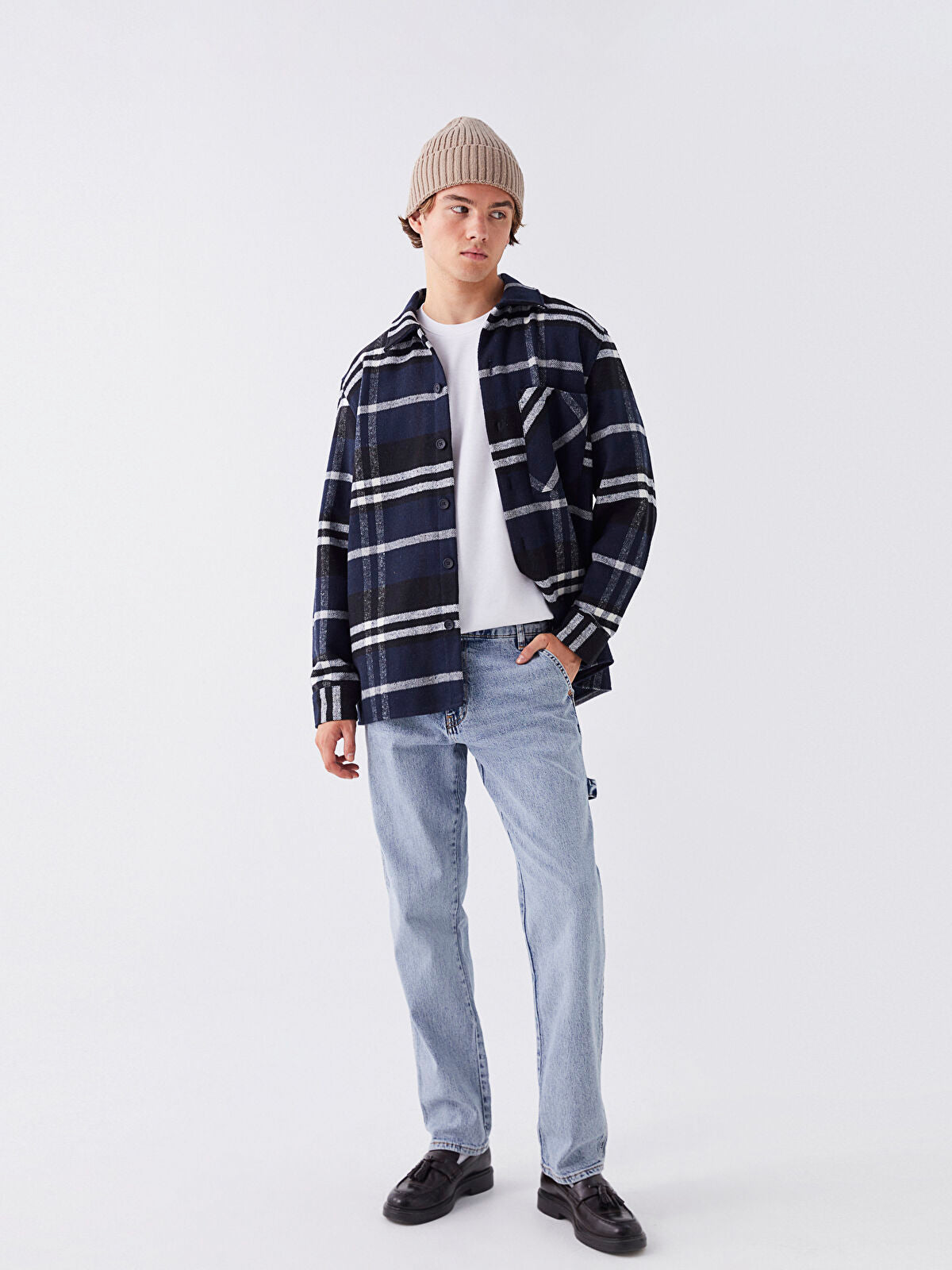 700 Men’s Straight Fit Jeans Pants