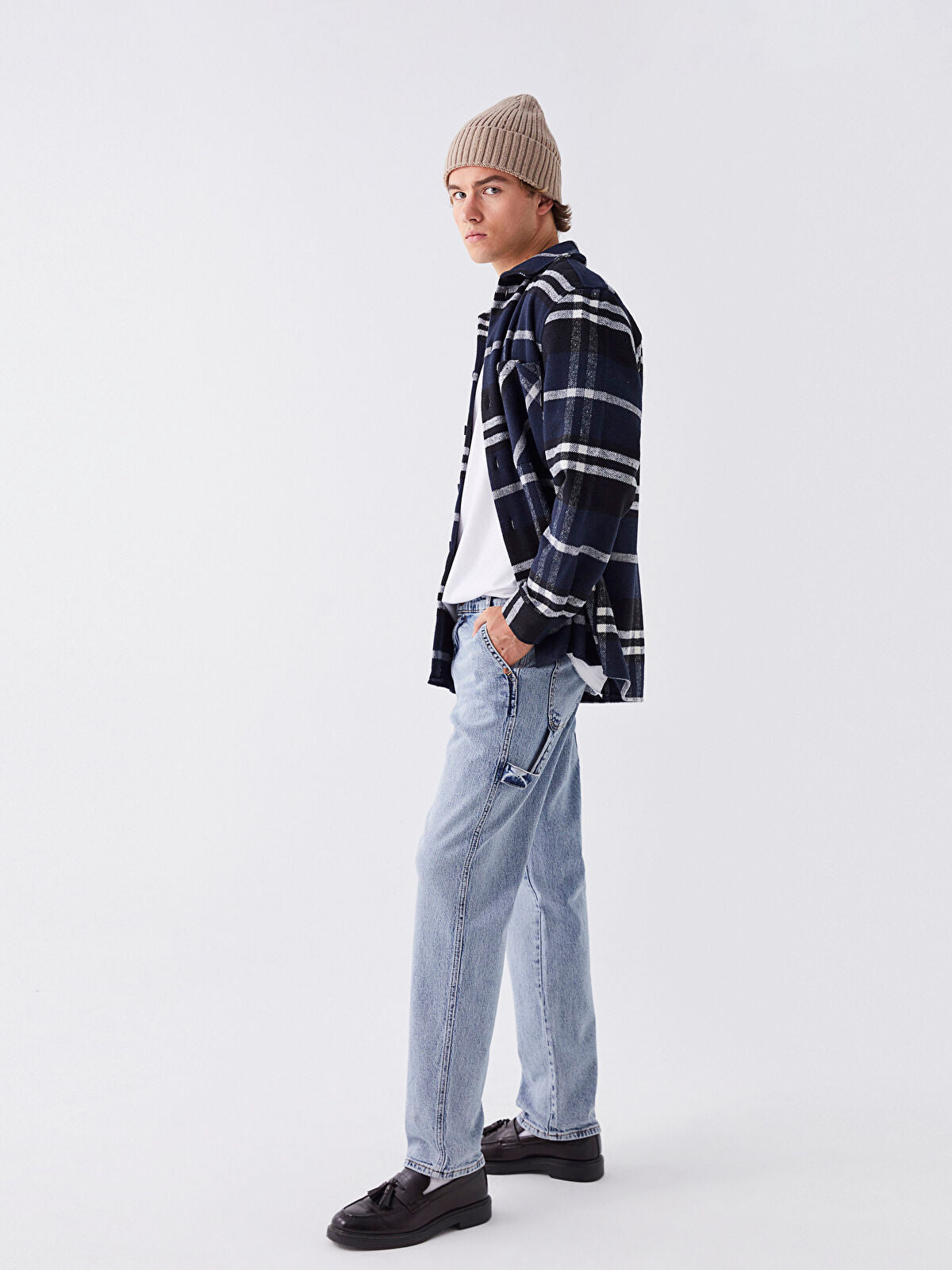 700 Men’s Straight Fit Jeans Pants