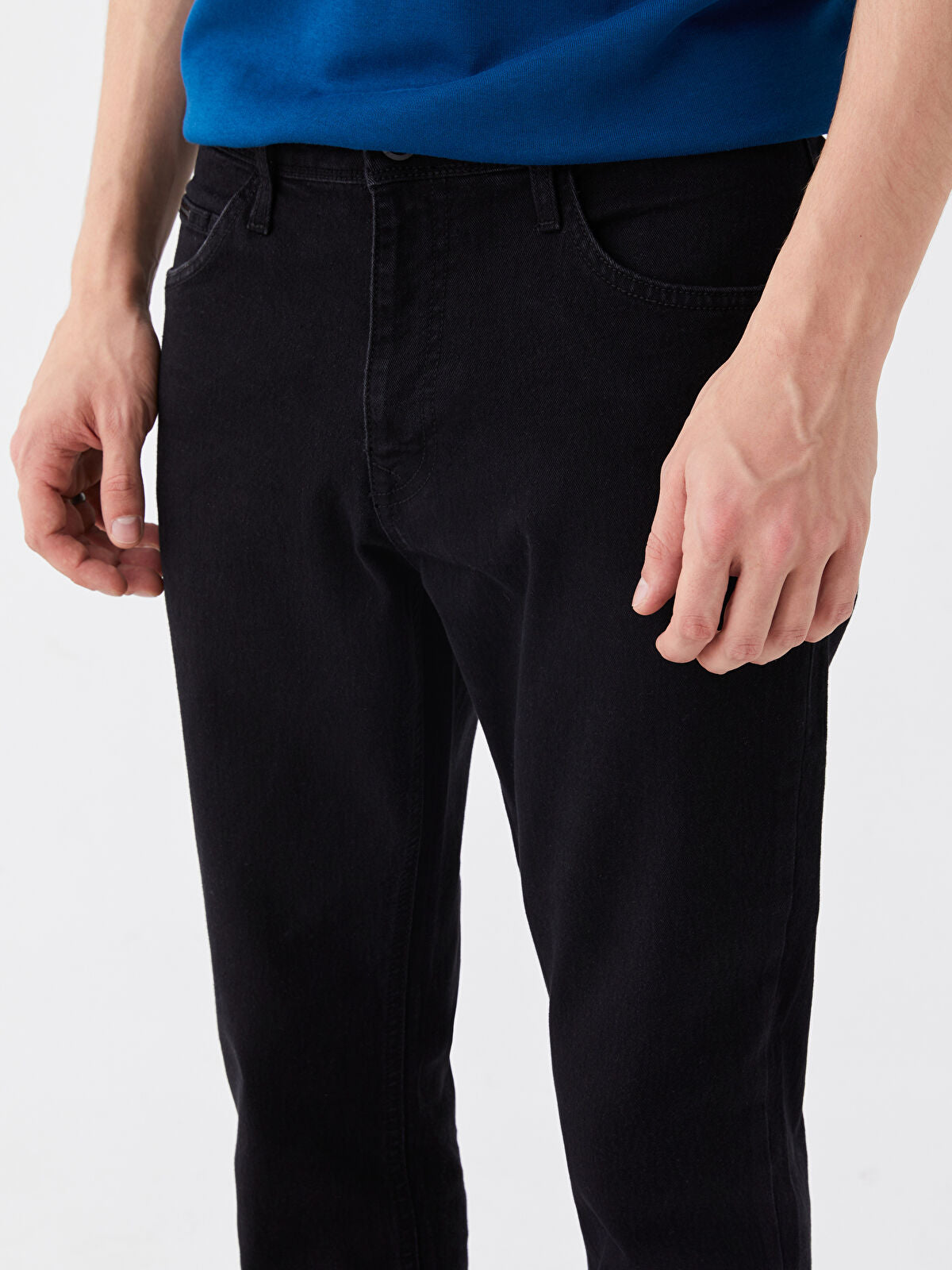 750 Slim Fit Men's Woven Jean Pantalon