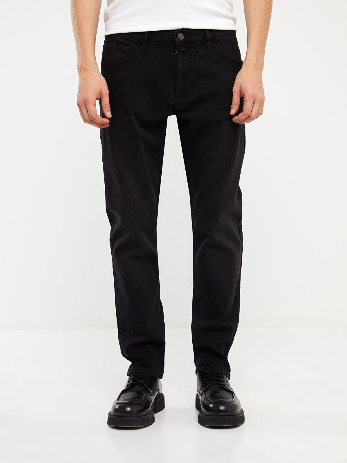 750 Slim Fit Men's Woven Jean Pantalon