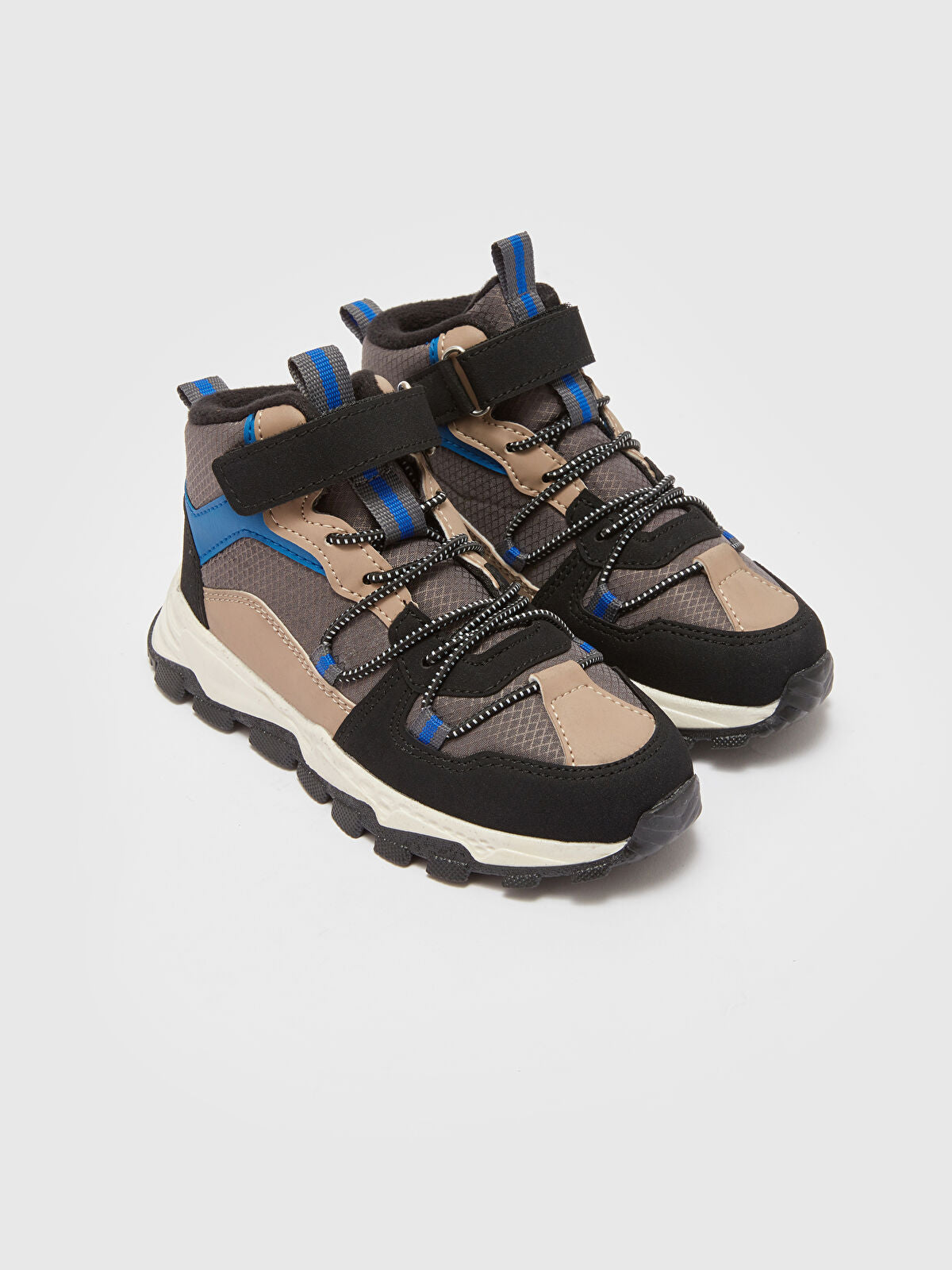 Checkering and Multi-Colored Kids' trekking boot