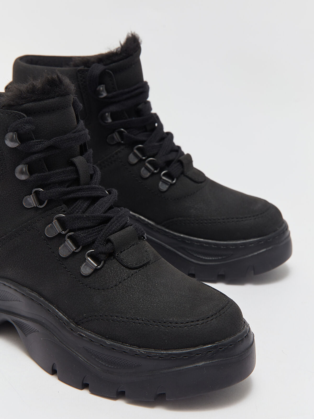 Fur-Lined Women's Snow Boot