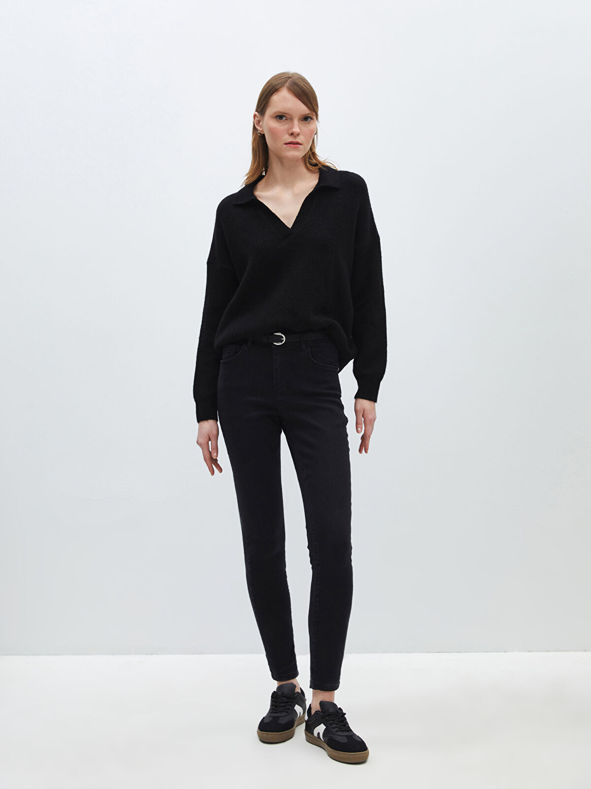 Mercury Belted Skinny Fit Women's Jeans Pants