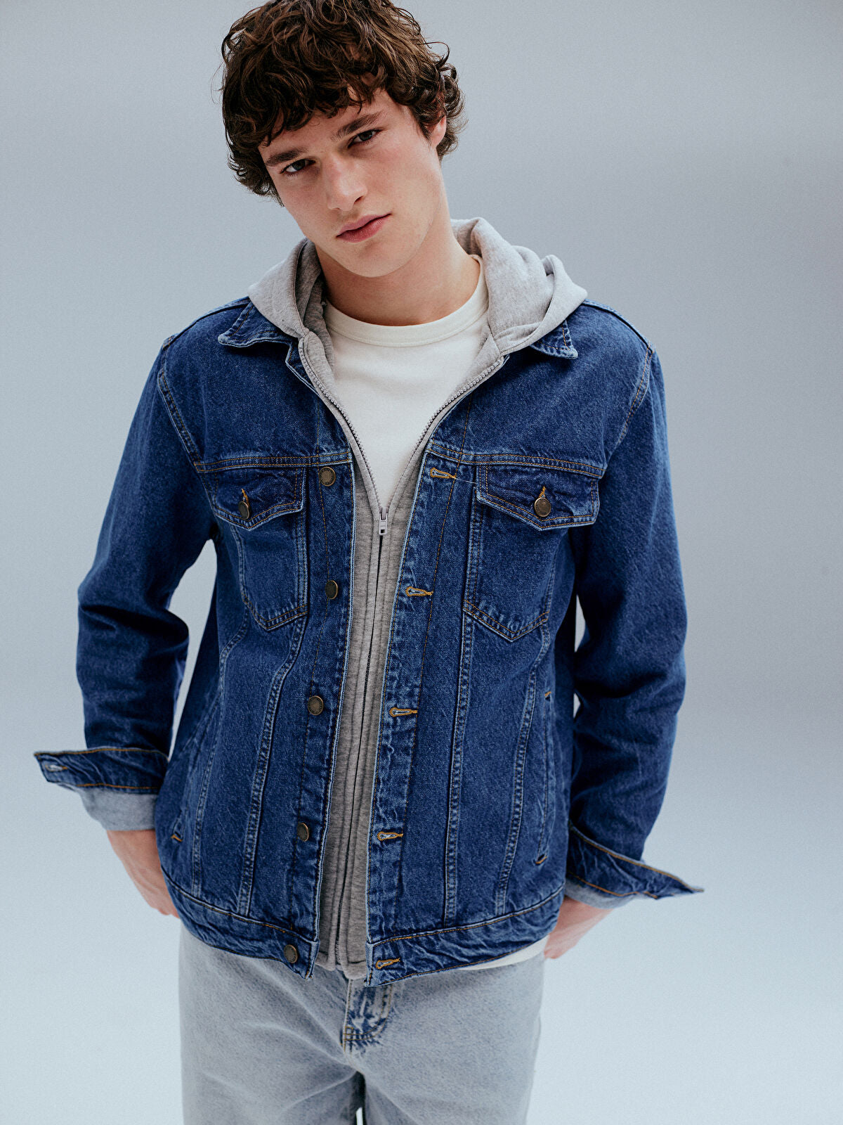 Standard Fit Hooded Men's Jeans Jacket