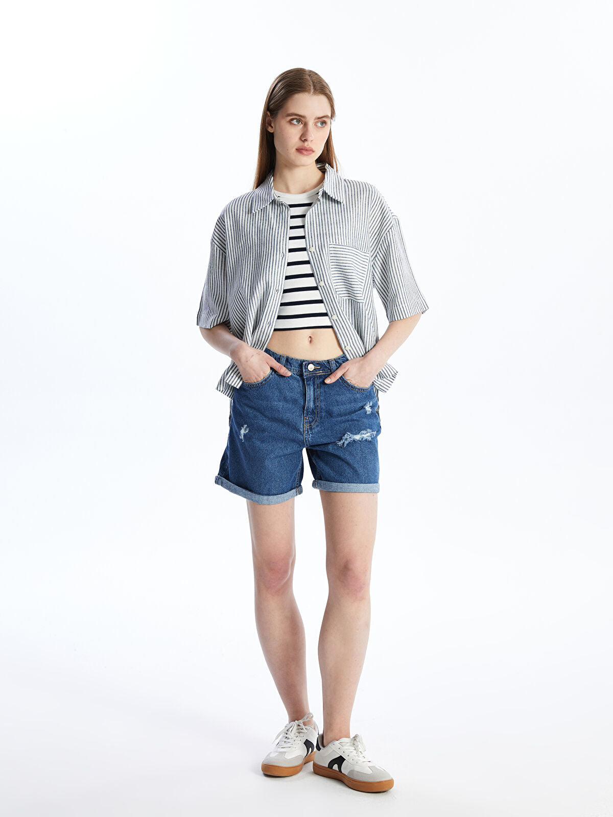 Boyfriend Fit Ripped Detailed Women's Jeans Shorts