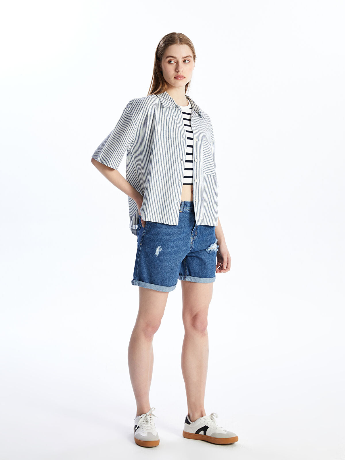 Boyfriend Fit Ripped Detailed Women's Jeans Shorts