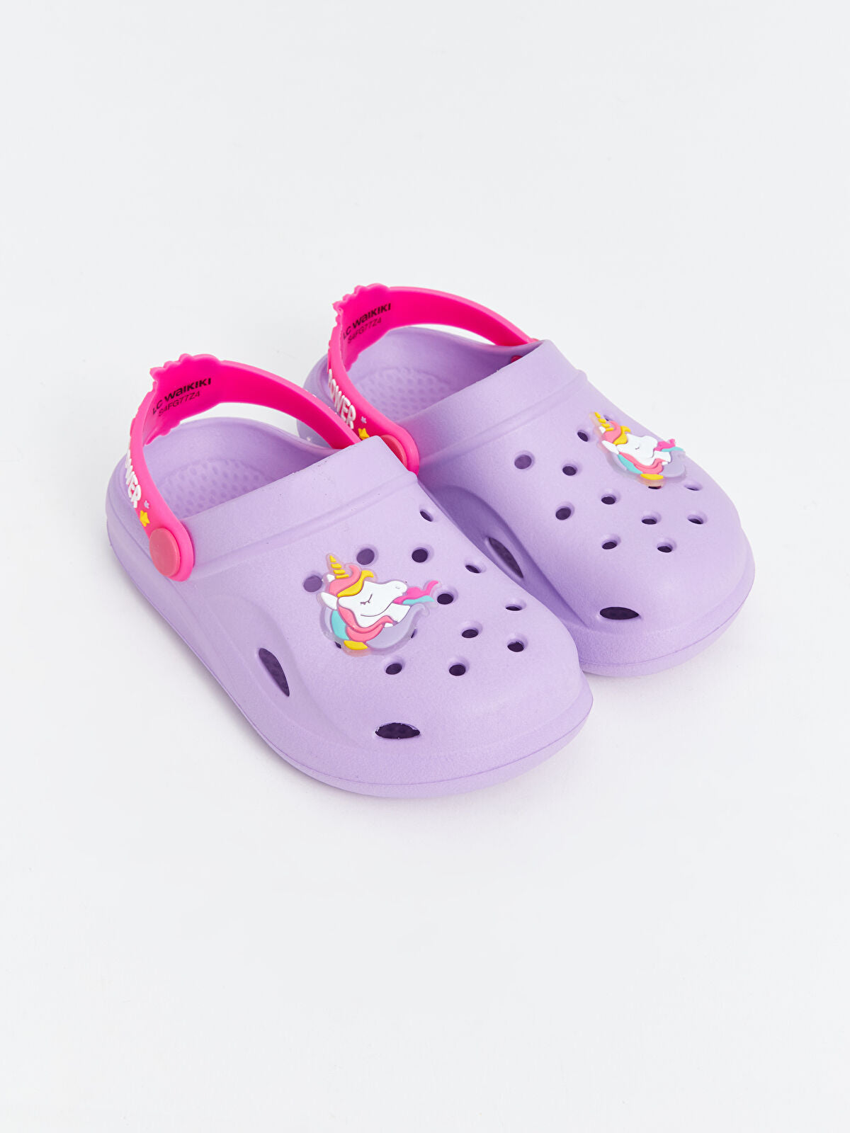 Pineapple Embroidered Girl's Beach Sandals